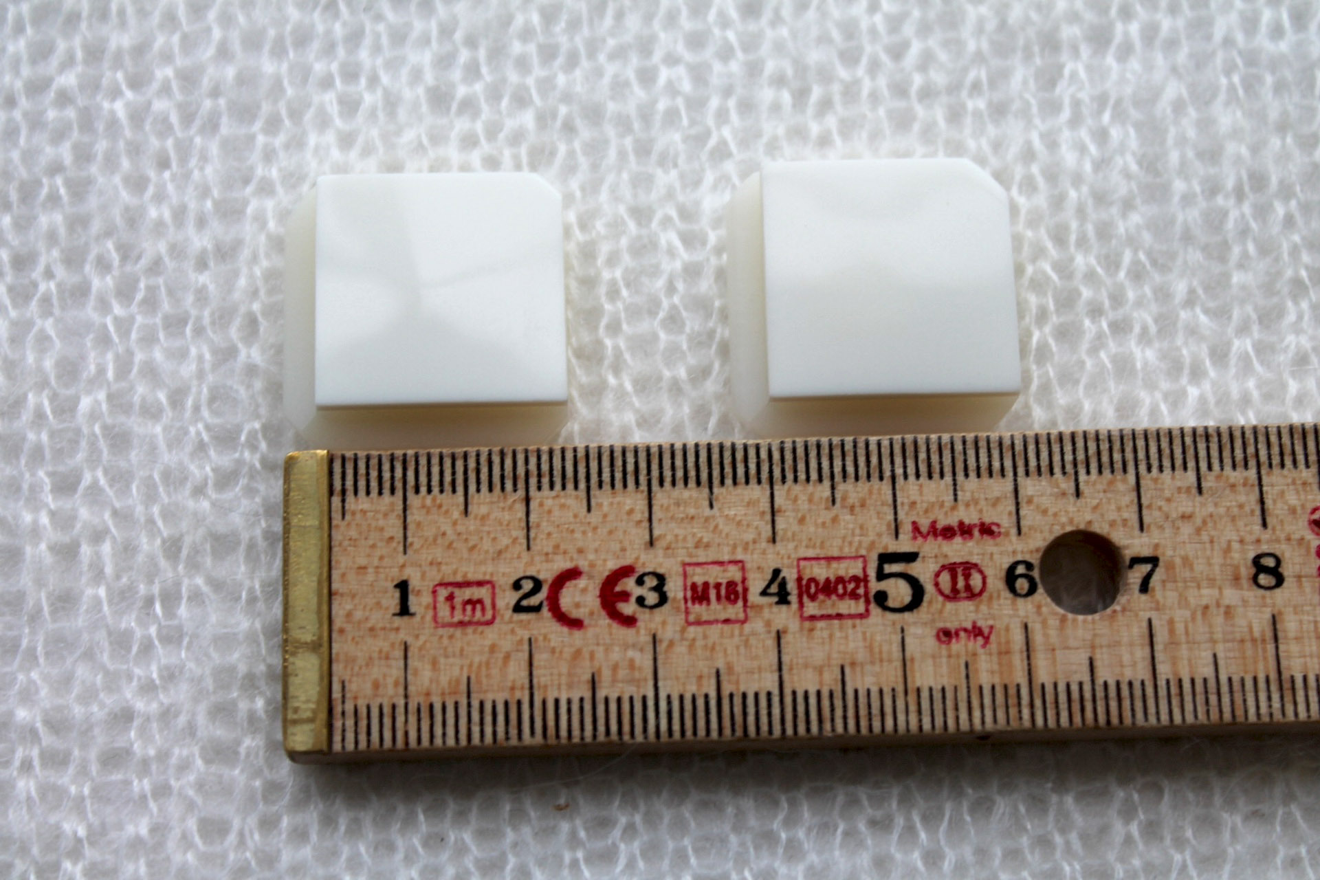 Ivory Square Resin Button - 2cm, image 4 of 4