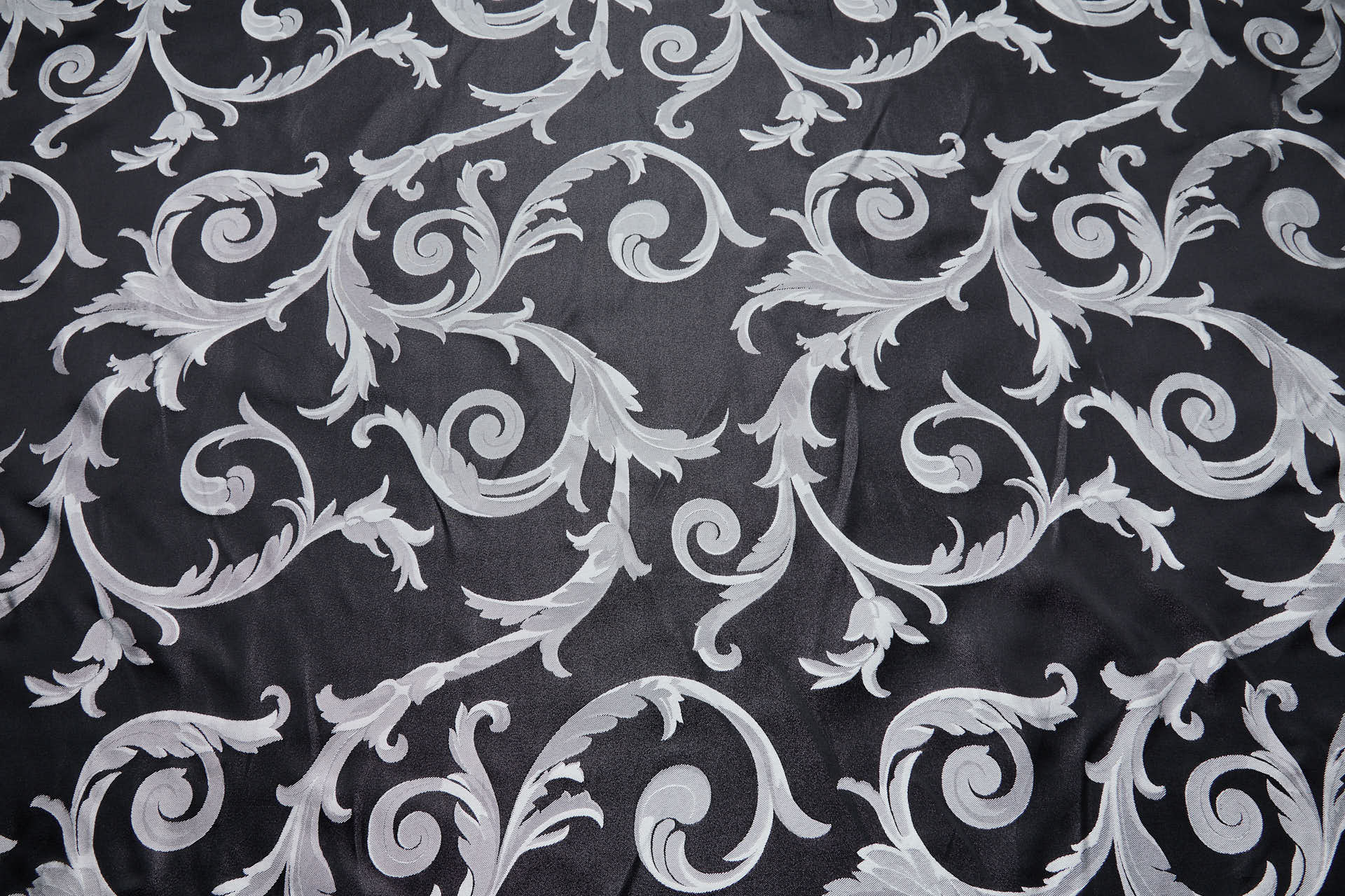 Large Scroll Reversible Pattern Silk Jacquard in Black and White fabric, image 13 of 14
