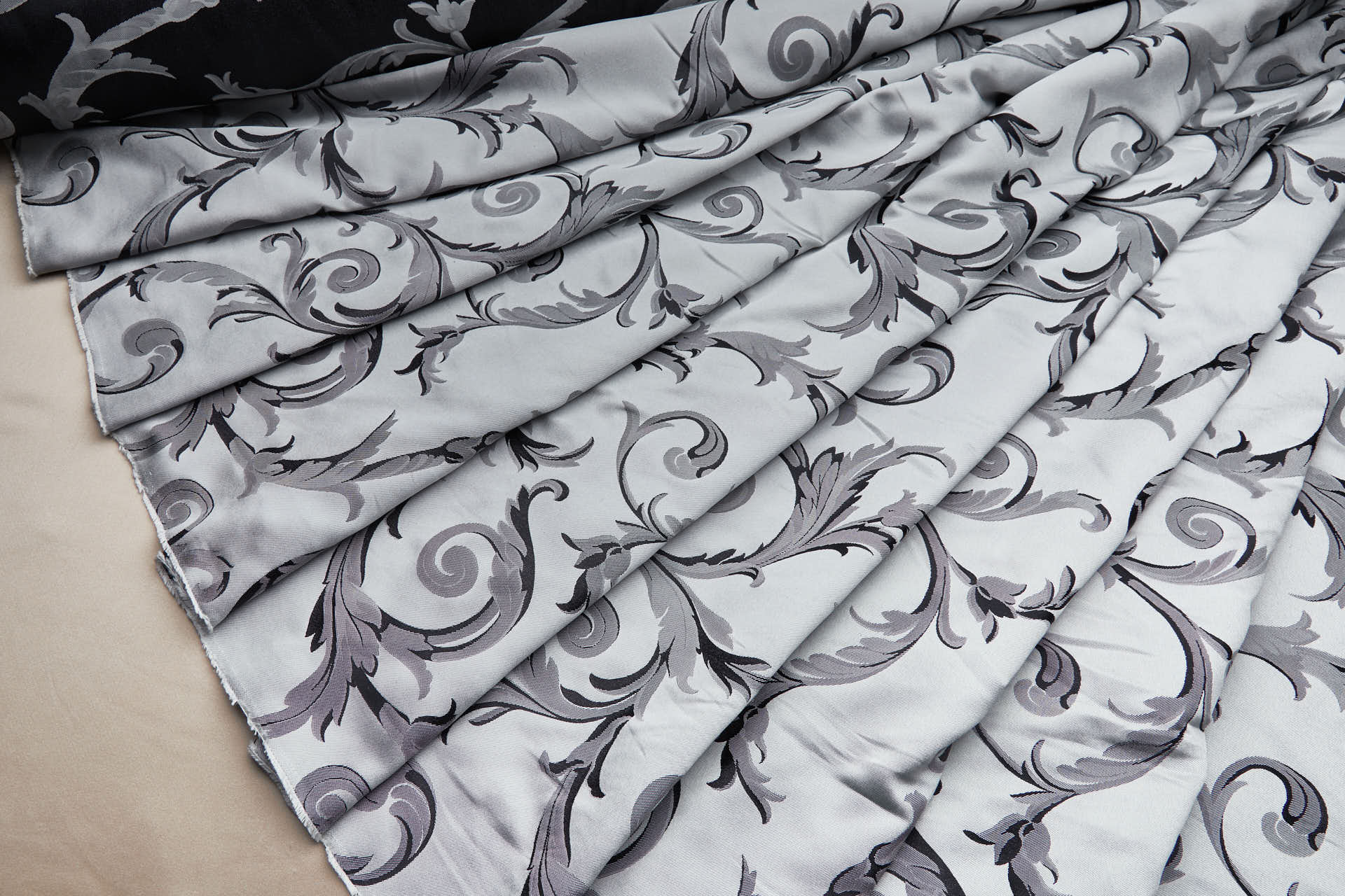 Large Scroll Reversible Pattern Silk Jacquard in Black and White fabric, image 2 of 14