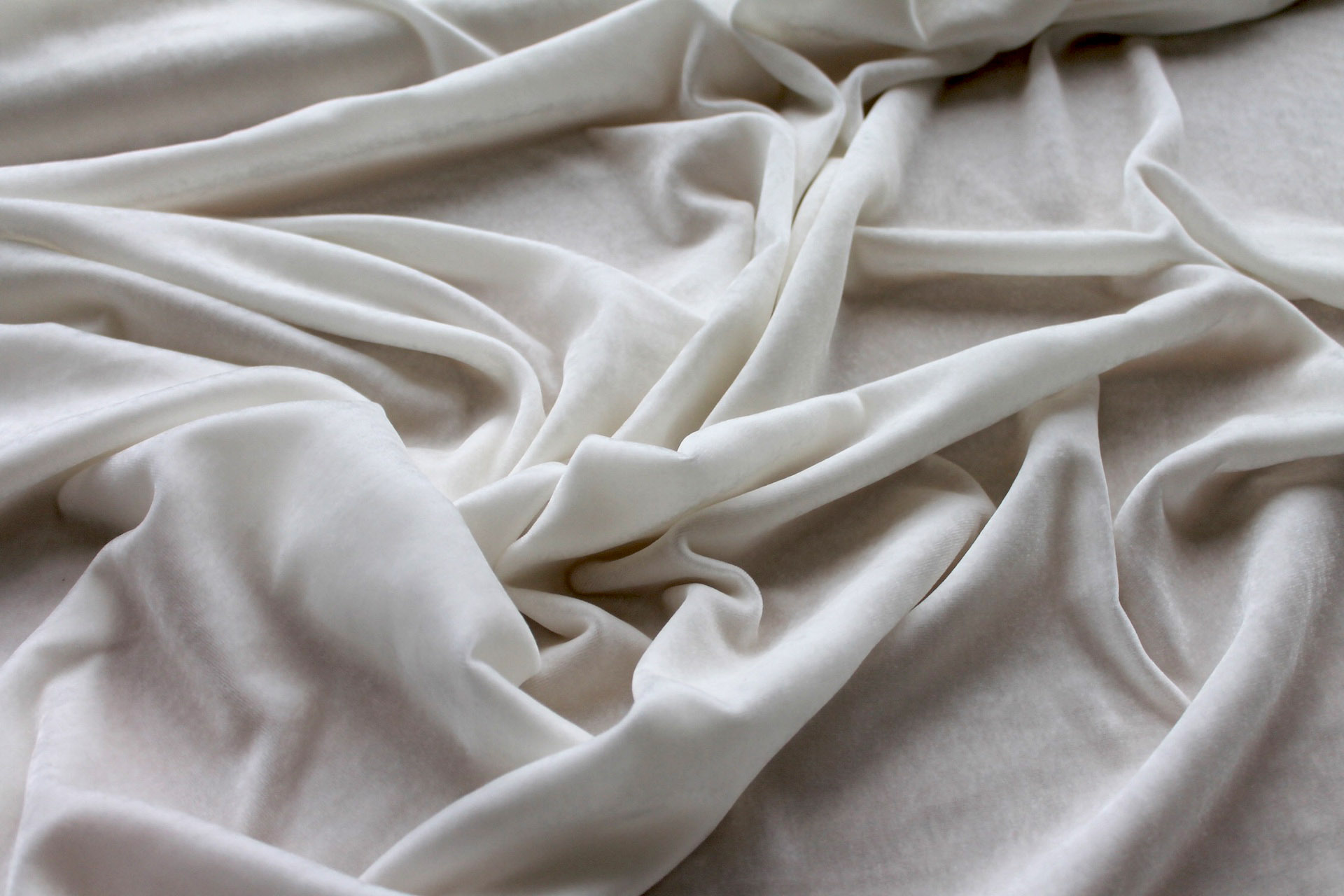 Stretch Silk Velvet - Ivory - 110cm wide fabric, image 4 of 6