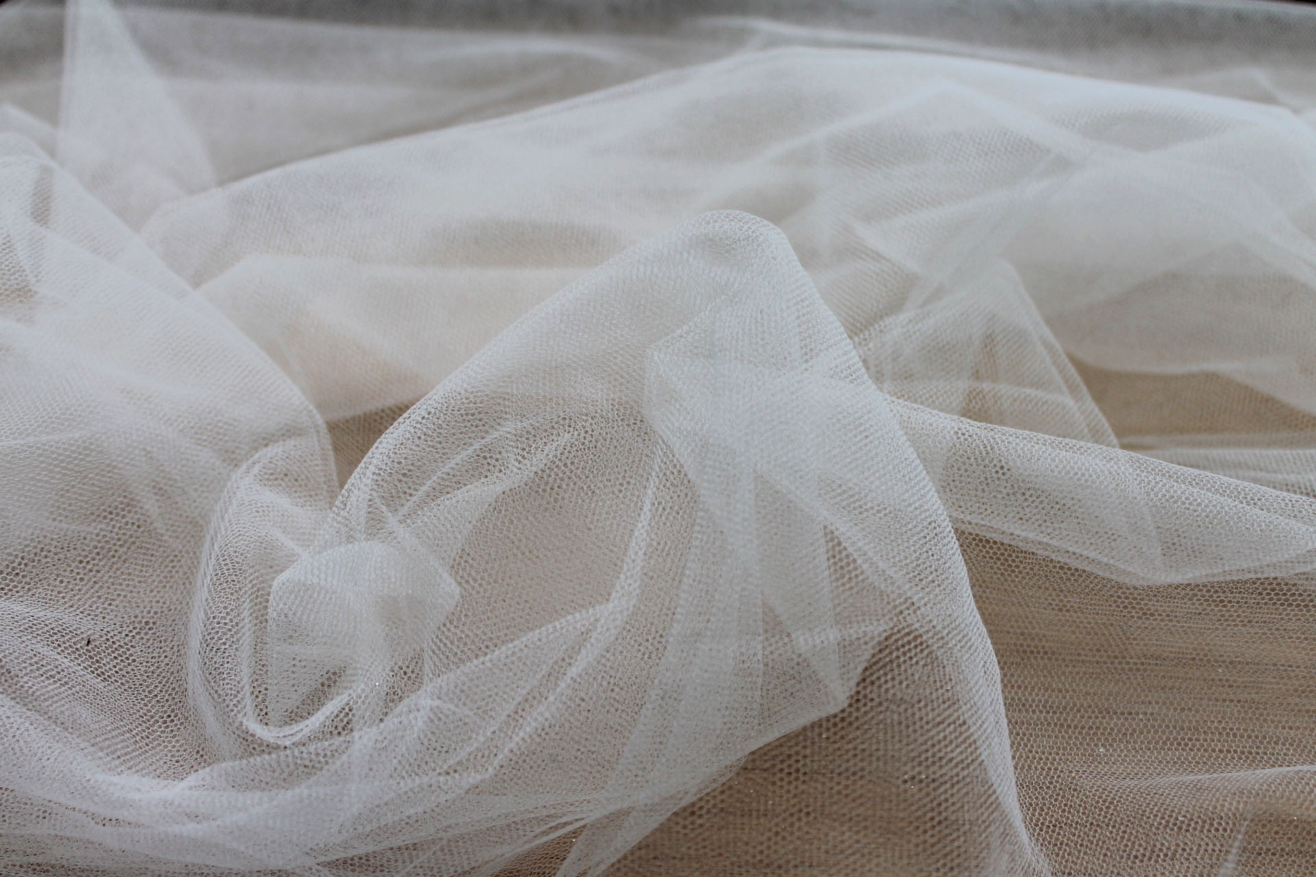 Crisp Silk Tulle - Ivory fabric, image 4 of 5
