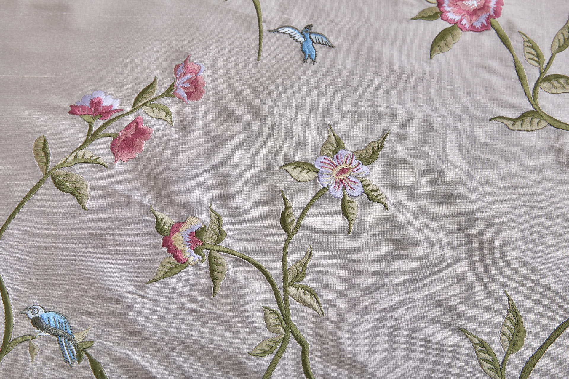 Bird Embroidery - Oyster fabric, image 9 of 11