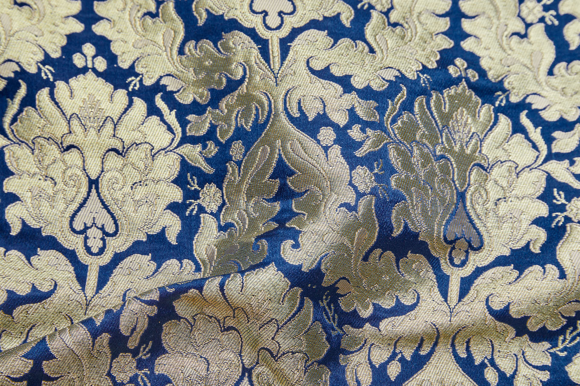 Heavy Banaras Brocade - Blue and Gold fabric, image 2 of 7