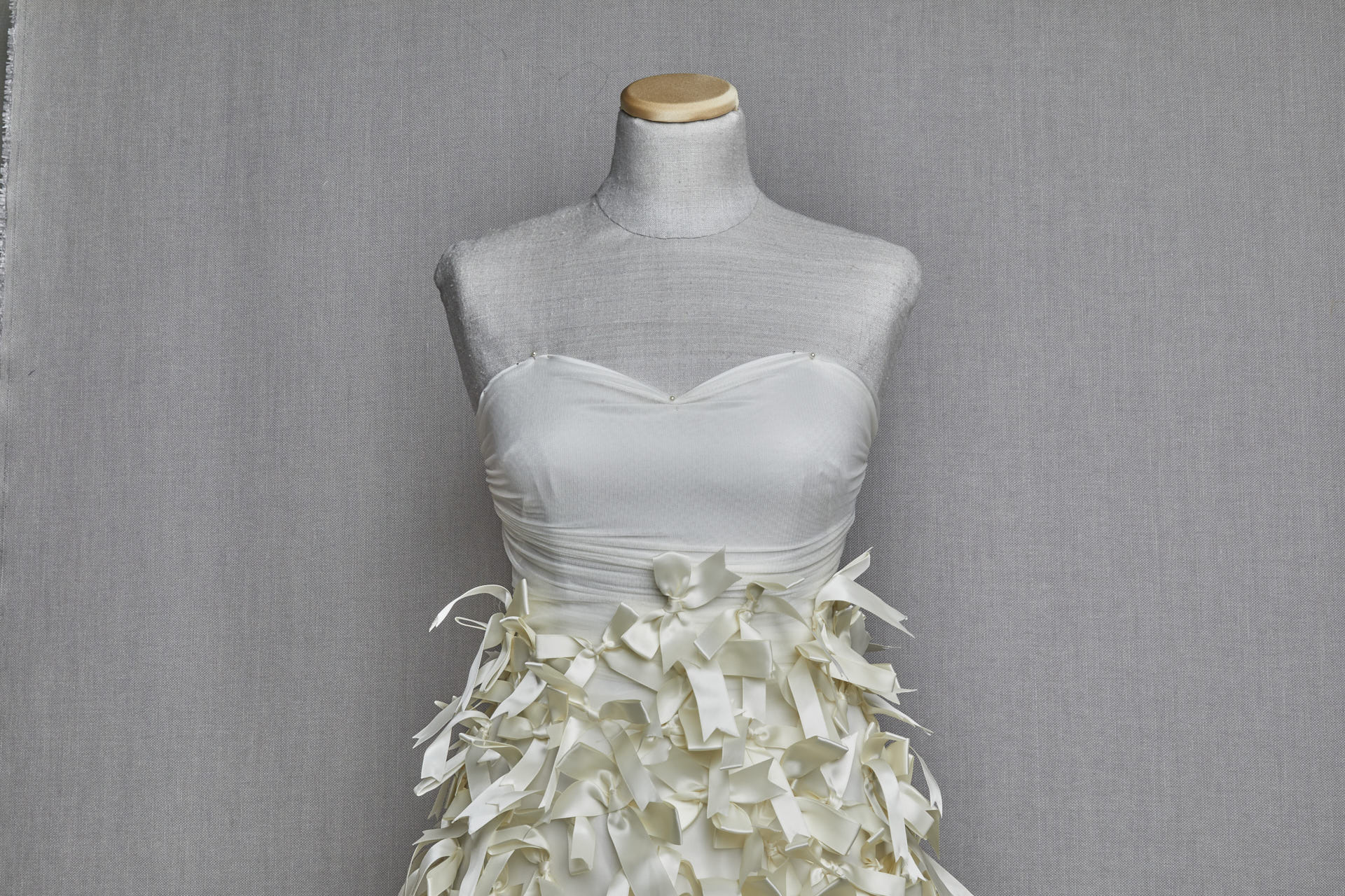Creamy Ivory Satin Bows on Organza fabric, image 2 of 6