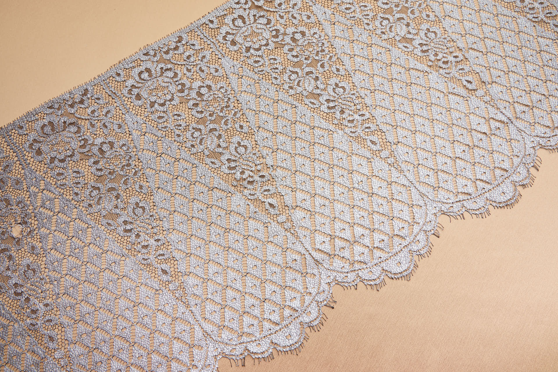 Period Style Lace Trim with DIamonds and Roses Pattern - Silver / Black, image 5 of 6