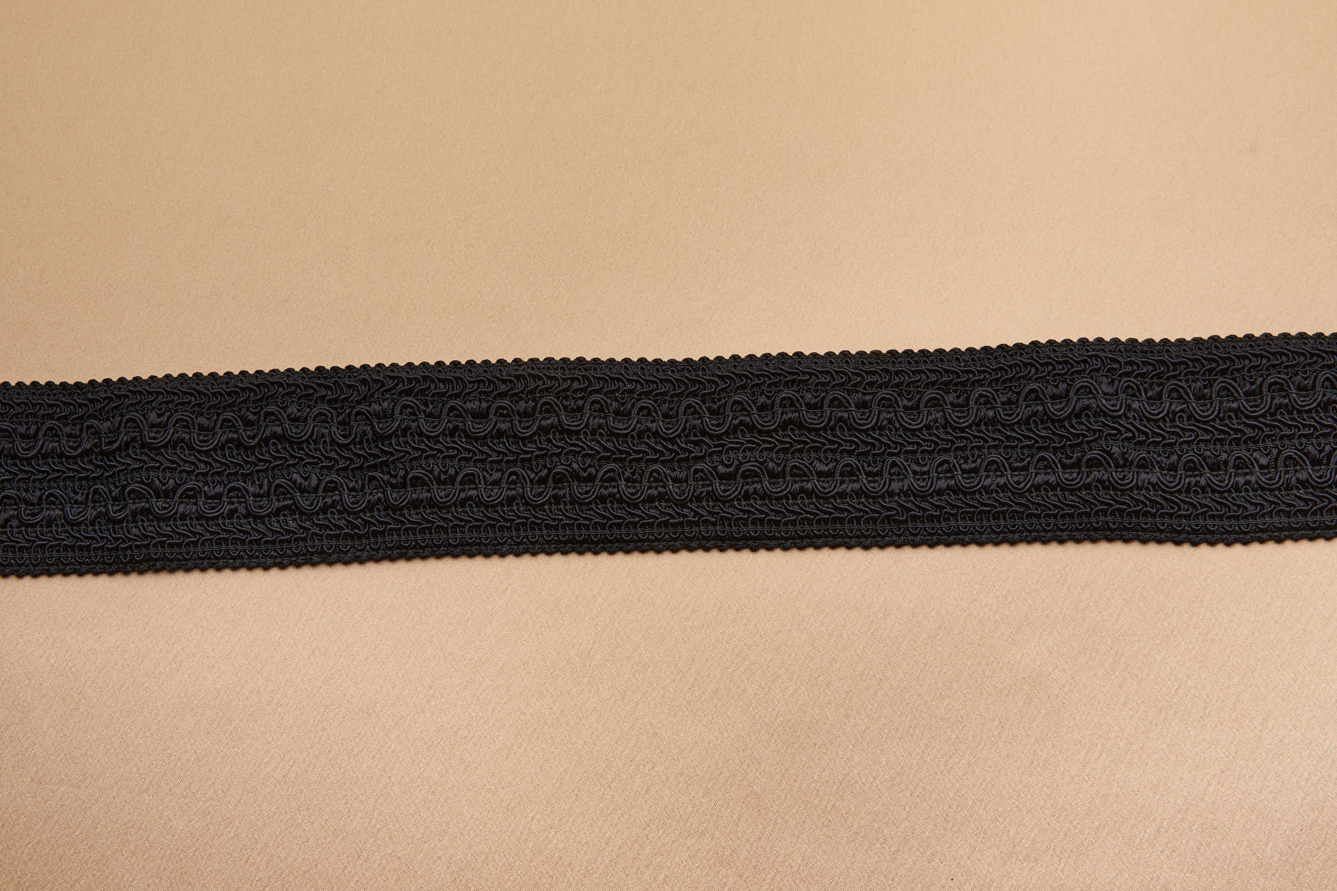 Elastic Passamanerie Gimp Cord Braid - Black trim, image 4 of 6