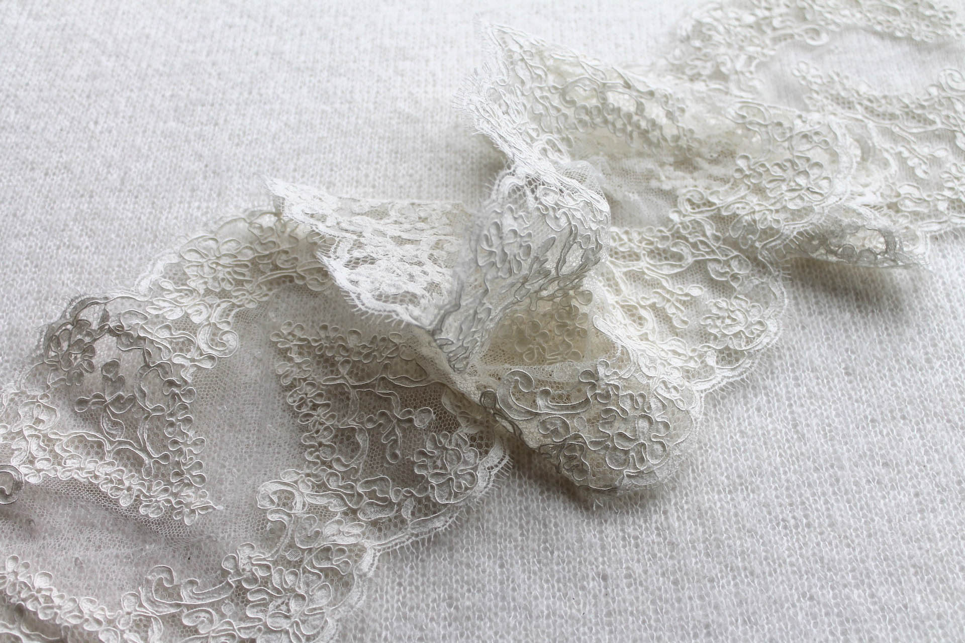 Arch Scallop Corded Lace Trim - Ivory, image 3 of 5