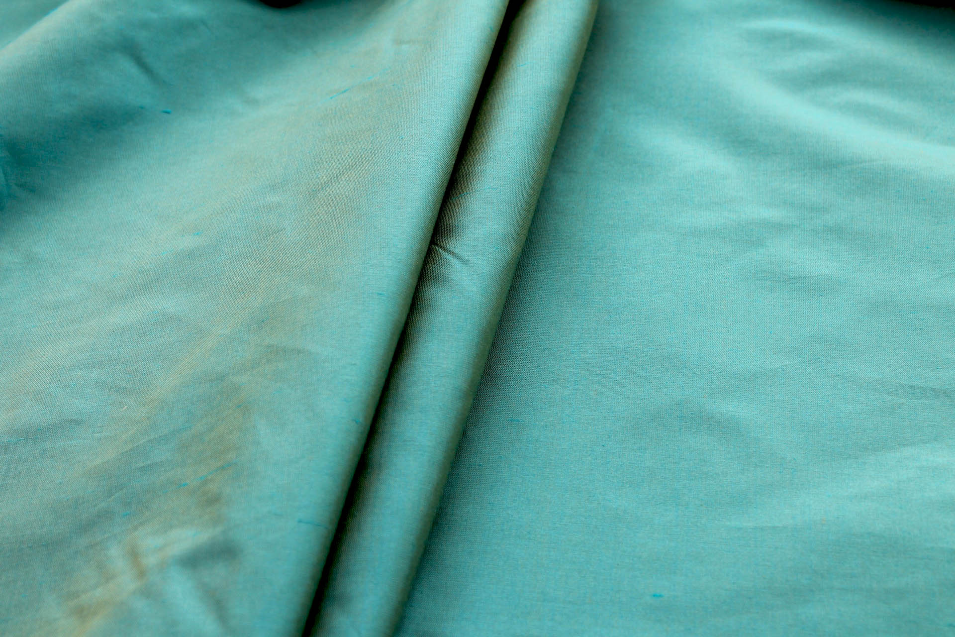 Silk Dupion - Turquoise shot Yellow - B53 fabric, image 3 of 5