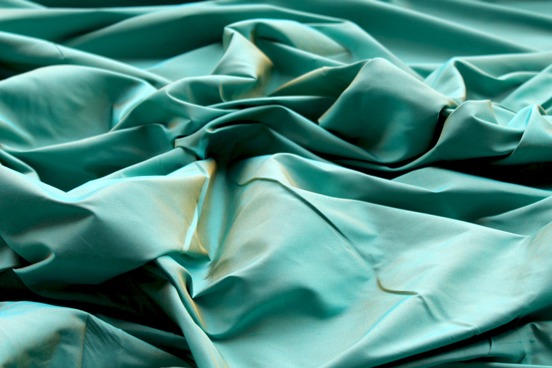 Silk Dupion - Turquoise shot Yellow - B53 fabric, image 5 of 5