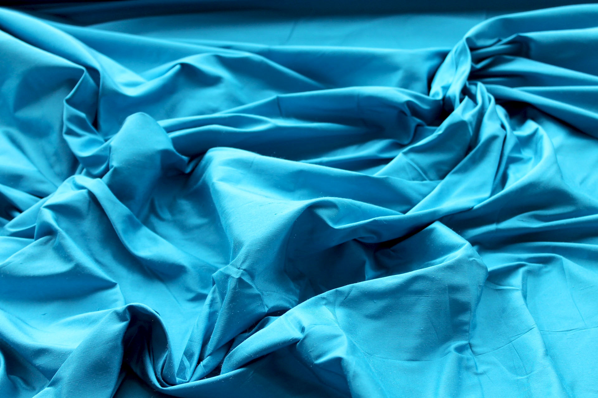 Silk Dupion - Turquoise - B87 fabric, image 2 of 5