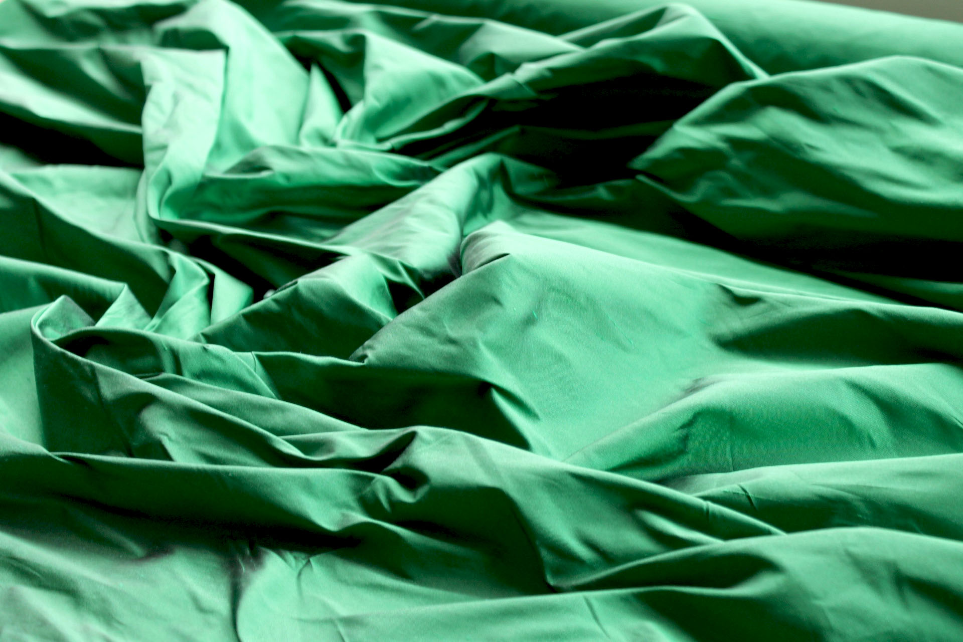 Silk Dupion - Emerald Green - B94 fabric, image 4 of 5