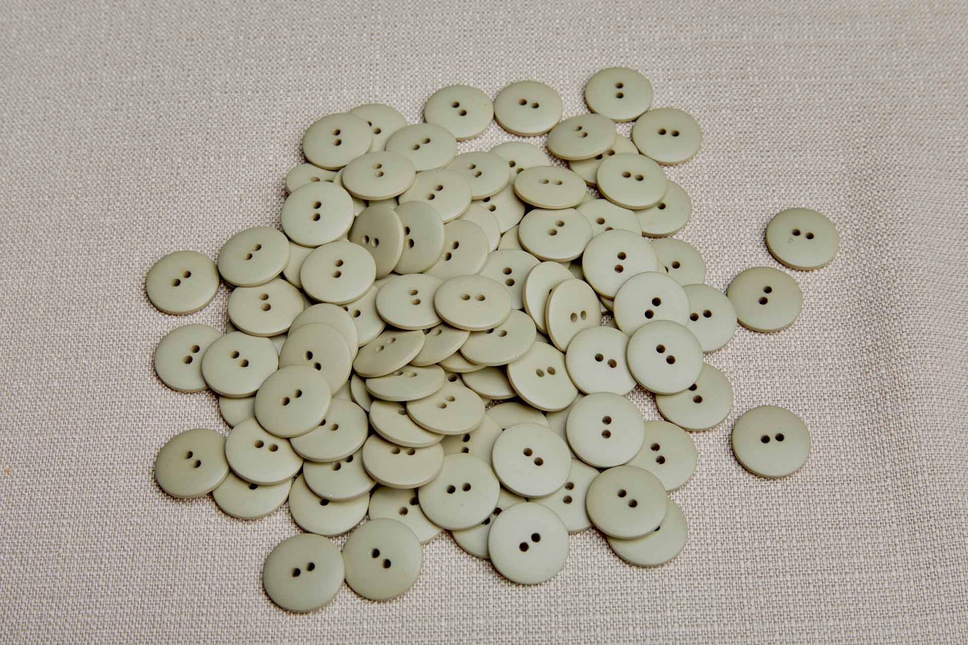 Vintage Round Green Mist Button - 2cm
