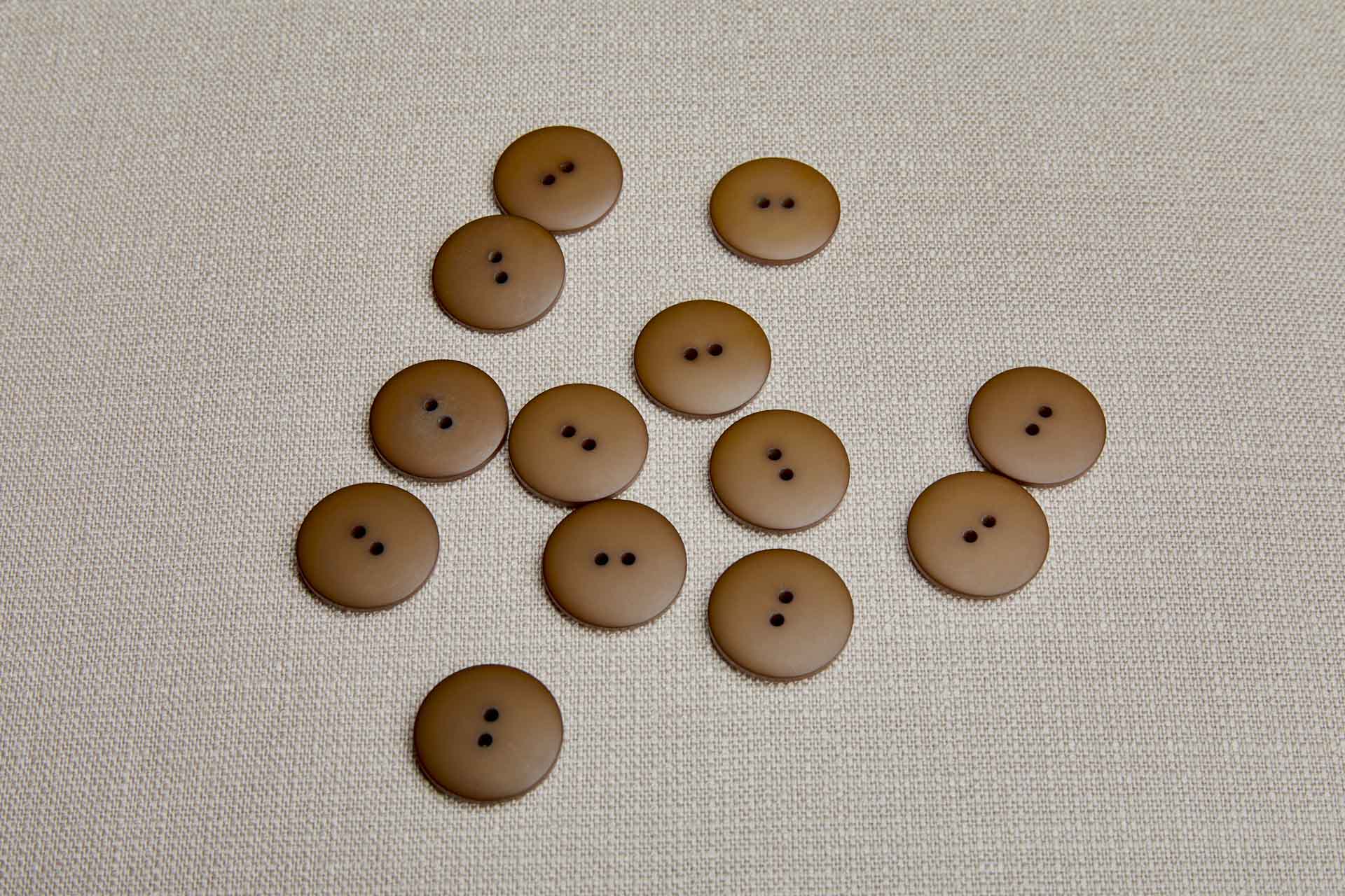 Vintage Round Saddle Brown Button - 2.5cm