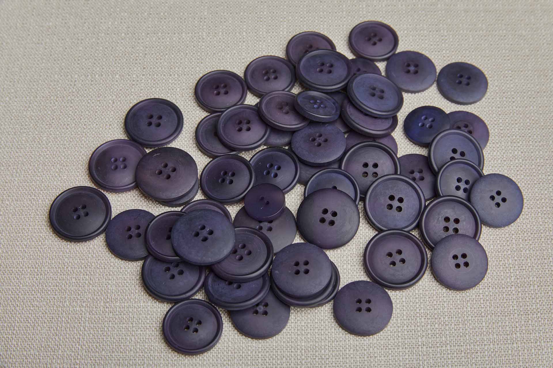 Vintage Round Dark Aubergine Button - 2.5cm