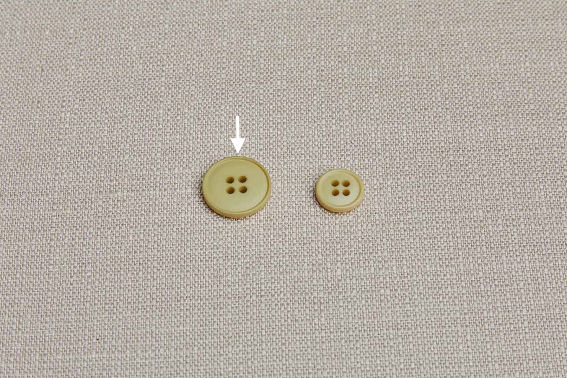 Vintage Round Ginger Button - 2cm, image 2 of 3