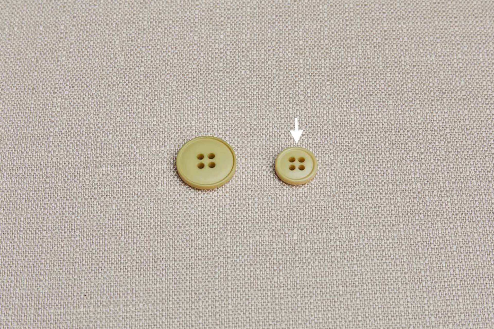Vintage Round Ginger Button - 1.4cm, image 2 of 3
