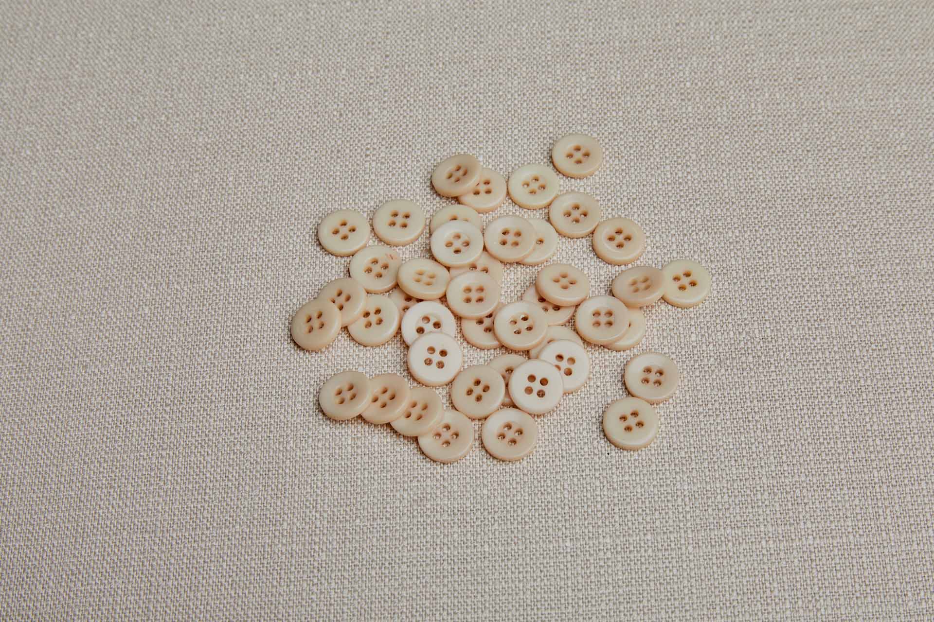 Small Vintage Marsipan Resin Buttons - 1.3cm