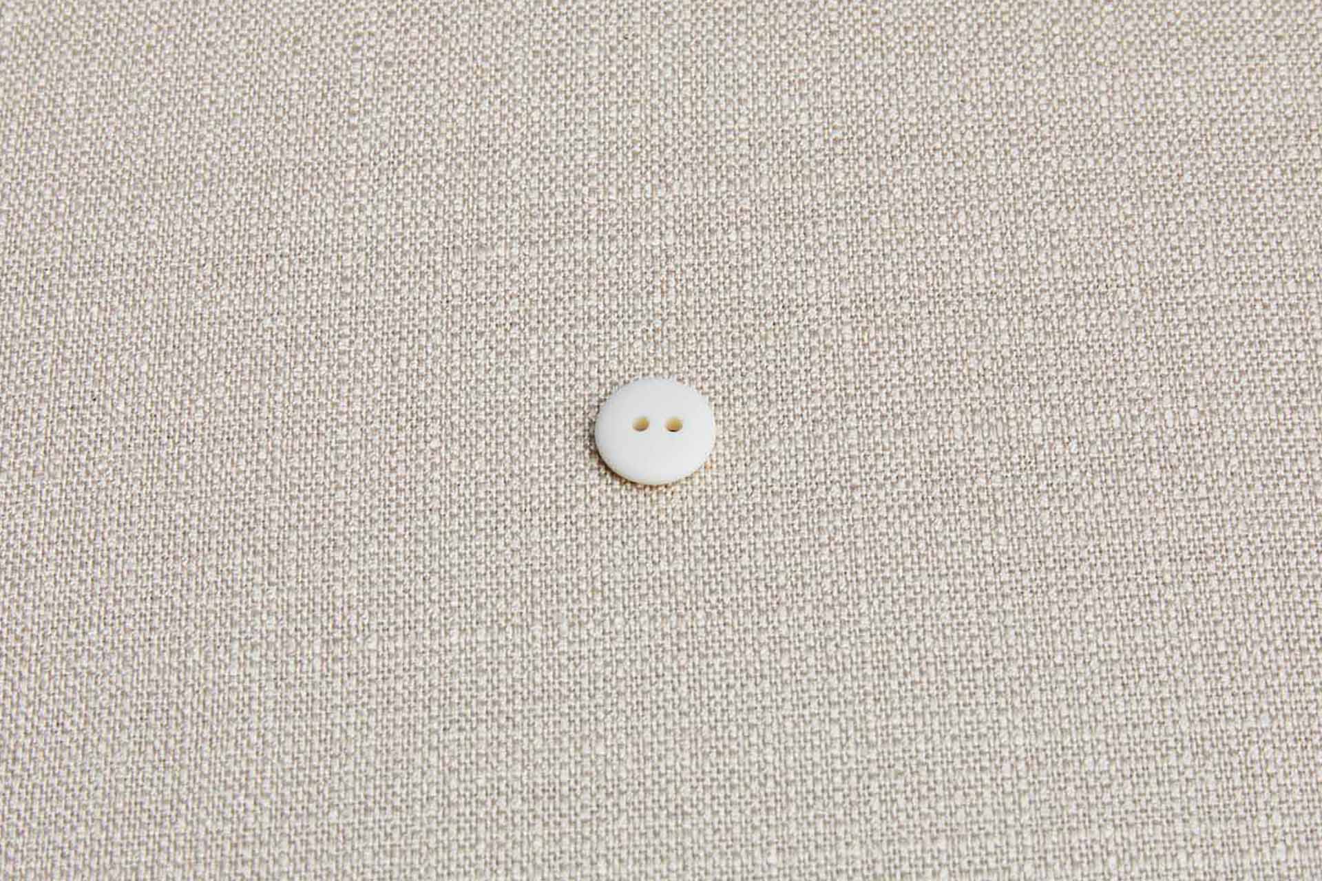 Vintage Round Creamy Ivory Button - 1.4cm, image 3 of 3