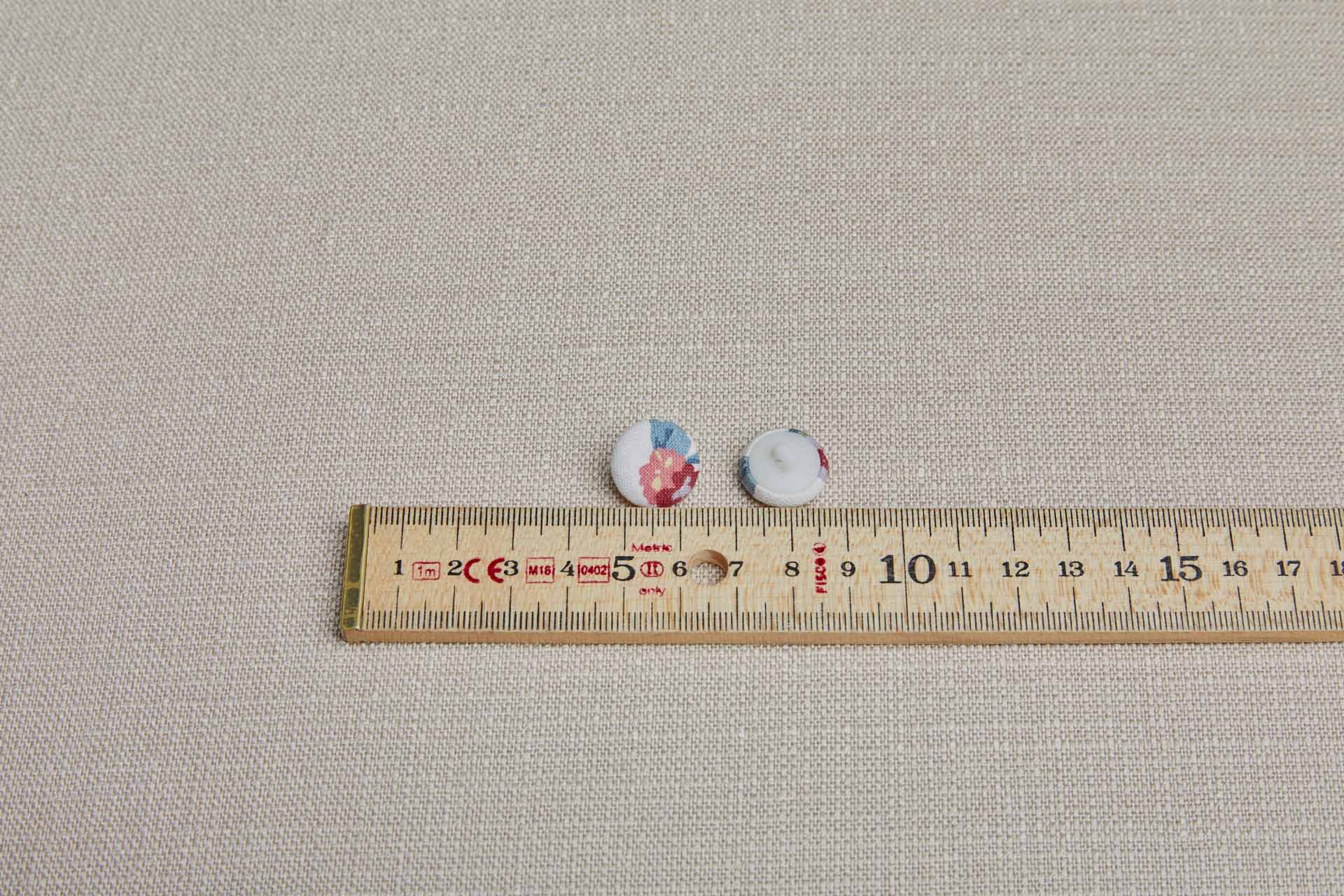 Vintage Fabric Covered Buttons - 1.6cm, image 4 of 4