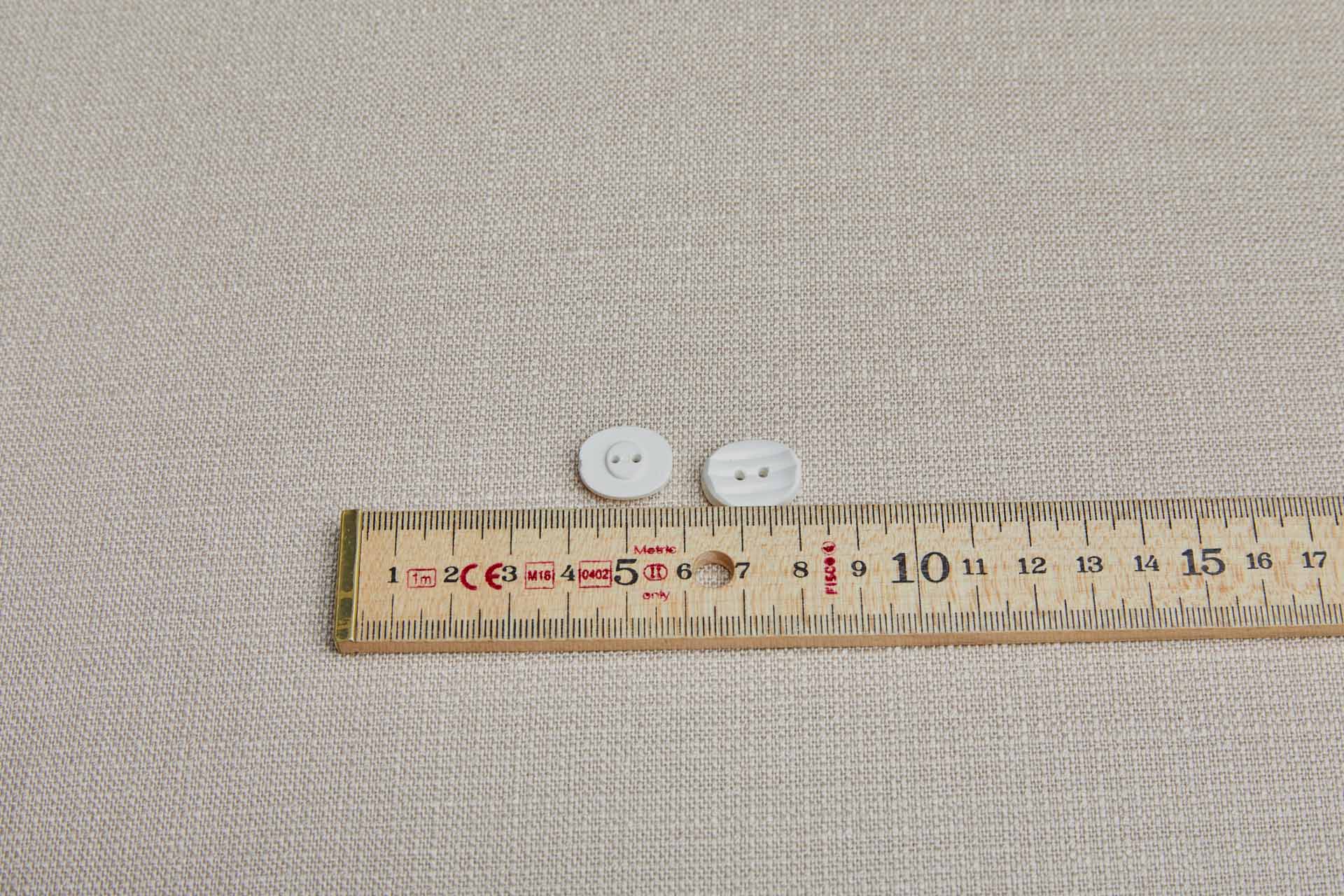 Set of 10 Vintage Oval Ridged Ivory Buttons - 1.5cm, image 2 of 3