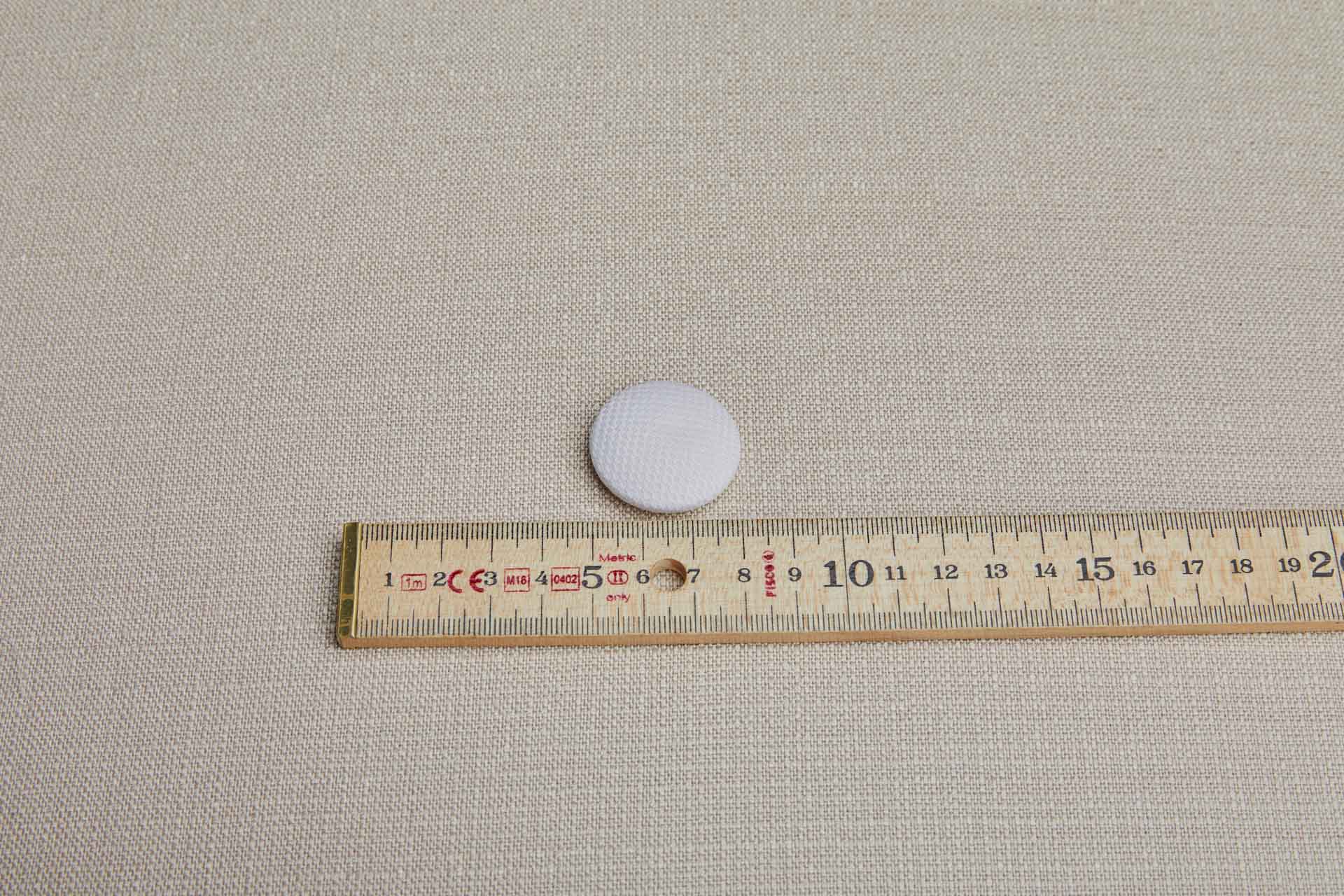 Set of 3 Vintage White Fabric Covered Button - 3cm, image 2 of 2