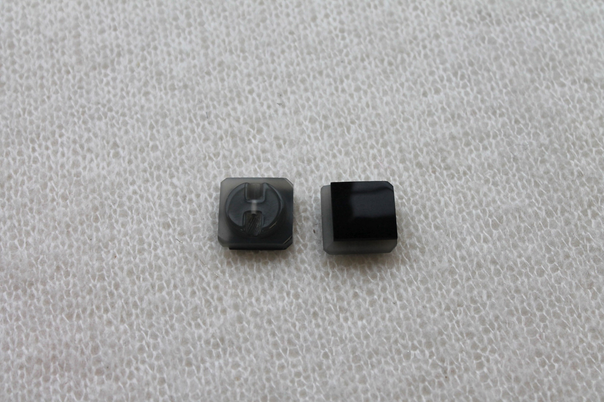 Black and Grey Square Resin Button - 2cm, image 2 of 3