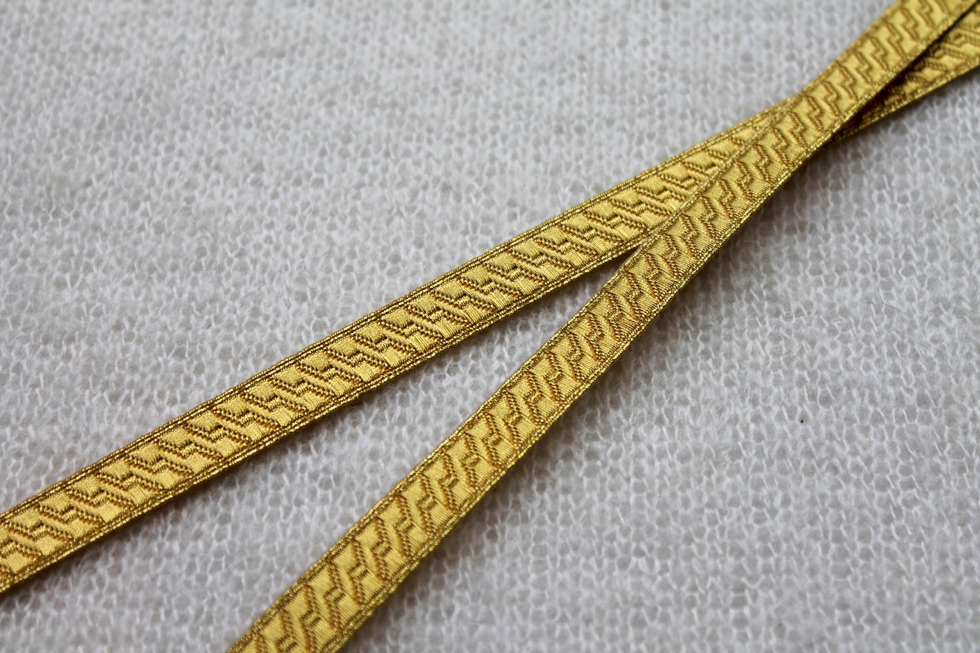 Gold "Guards Lace" Braid with Geometric Design - Small trim, image 2 of 4