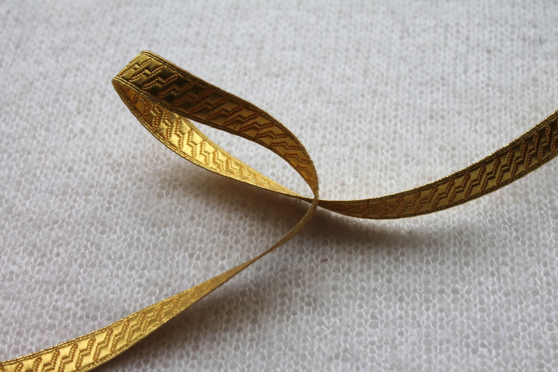 Gold "Guards Lace" Braid with Geometric Design - Small trim, image 4 of 4