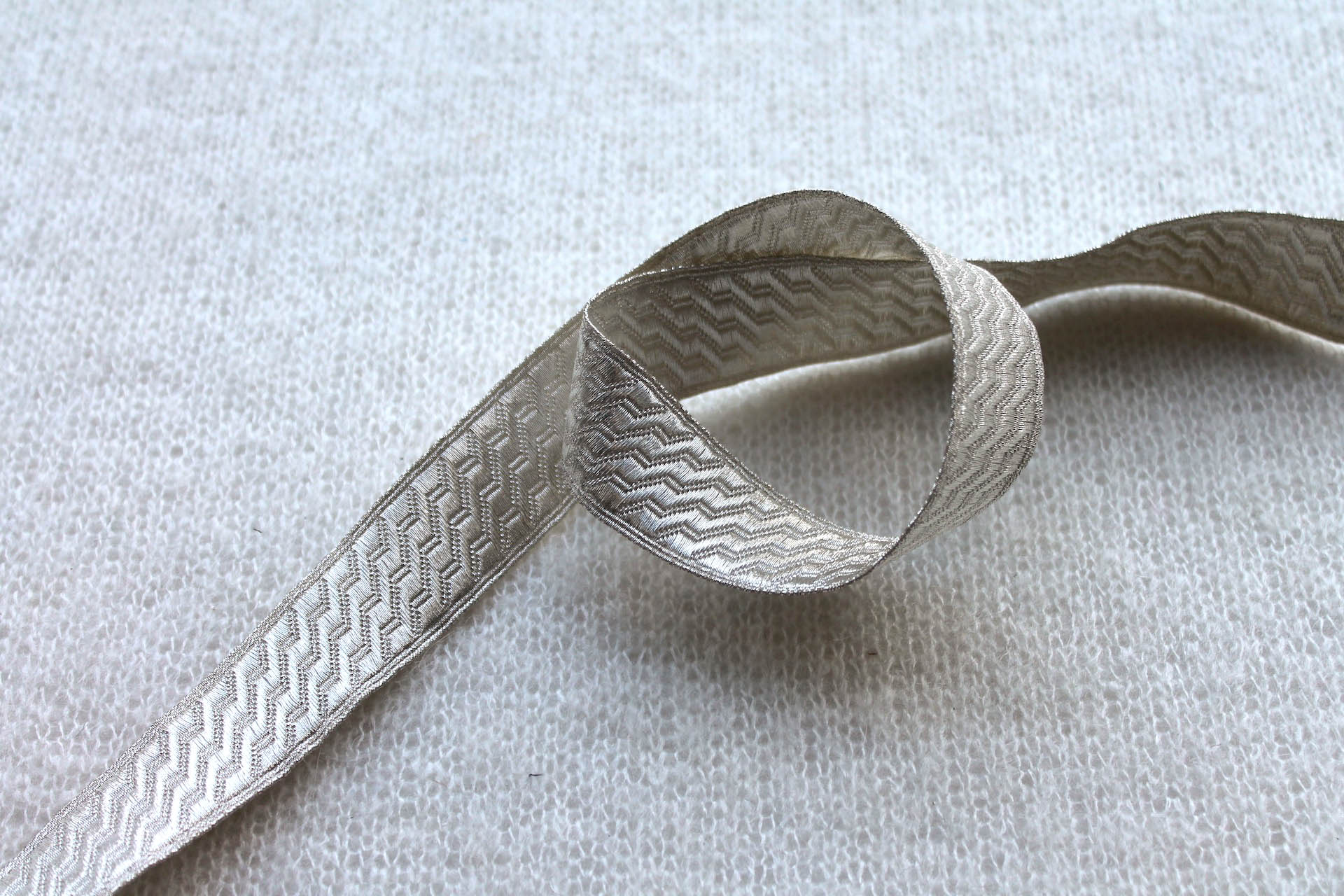Silver "Guards Lace" Braid with Geometric Design - Large trim, image 4 of 4