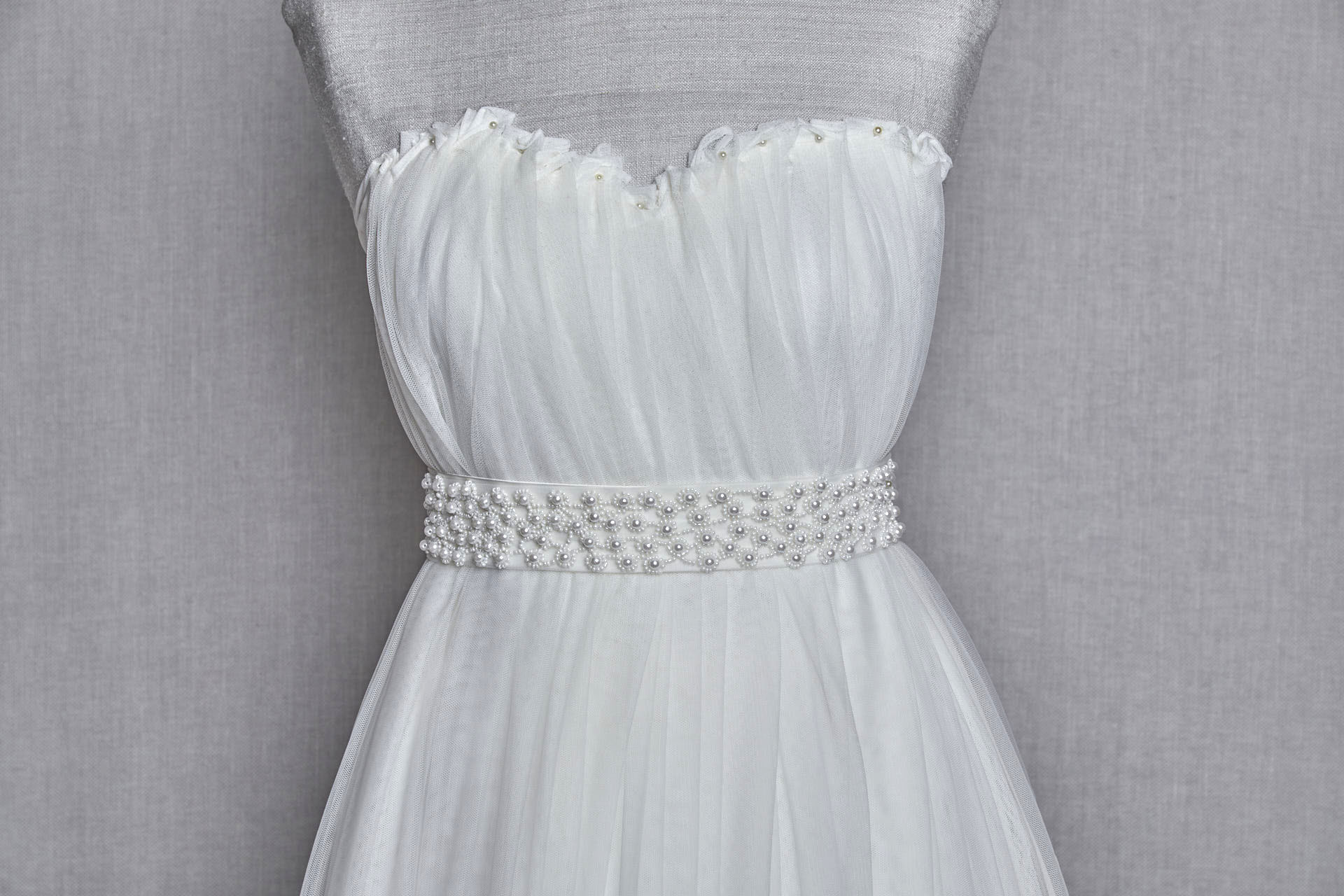 White Pearl and Glass Bead Trim, image 6 of 6