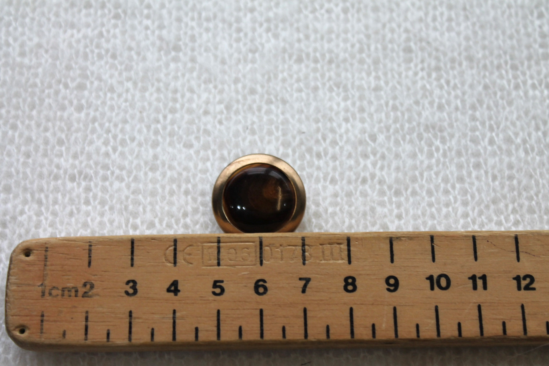 "Tortoise Shell Inlay" Look Resin Button with Gold Metal Rim - 2.2cm, image 3 of 3