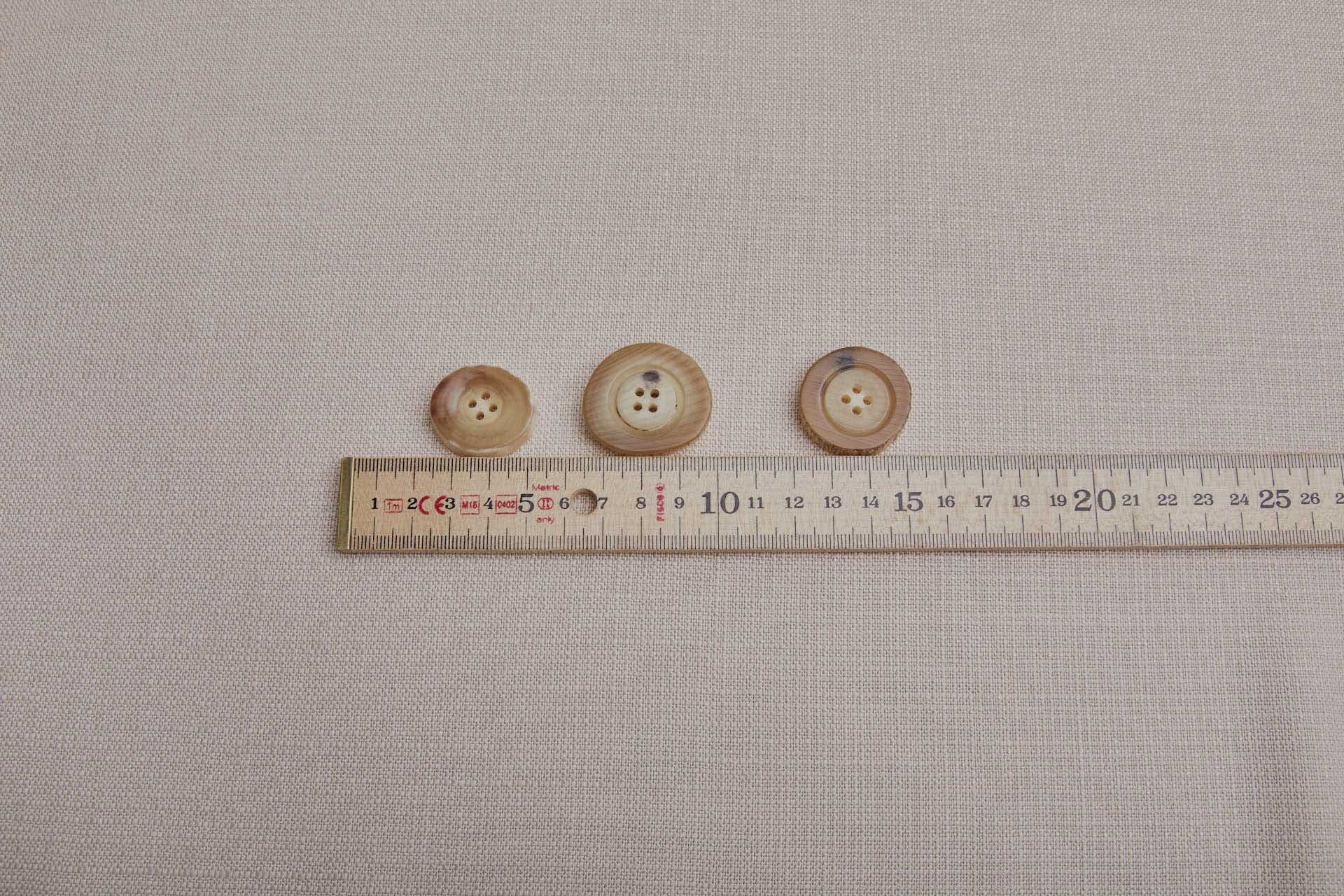 Light Beige Thick Cut Horn Button - Large, image 2 of 3