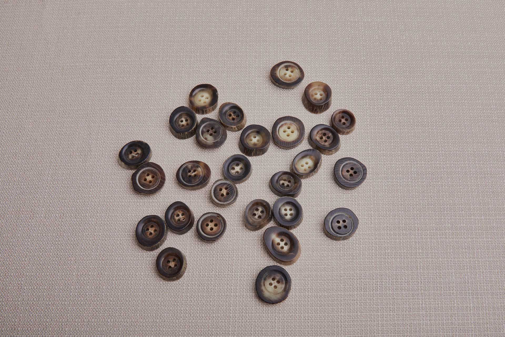 Medium Brown Thick Cut Horn Button - Small, image 2 of 3