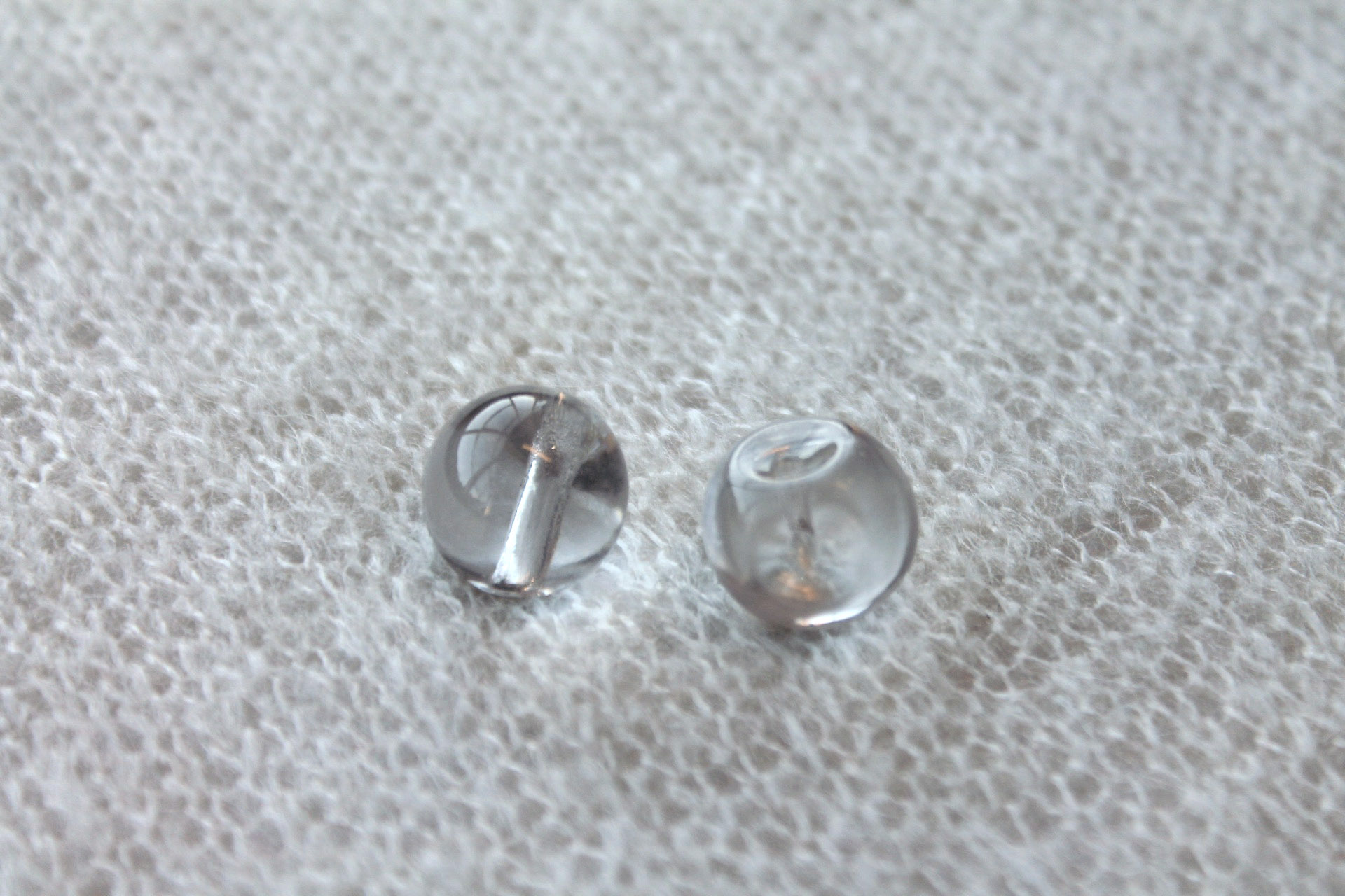 Round Clear Glass "Marble" Button - 1.8-2cm, image 2 of 3