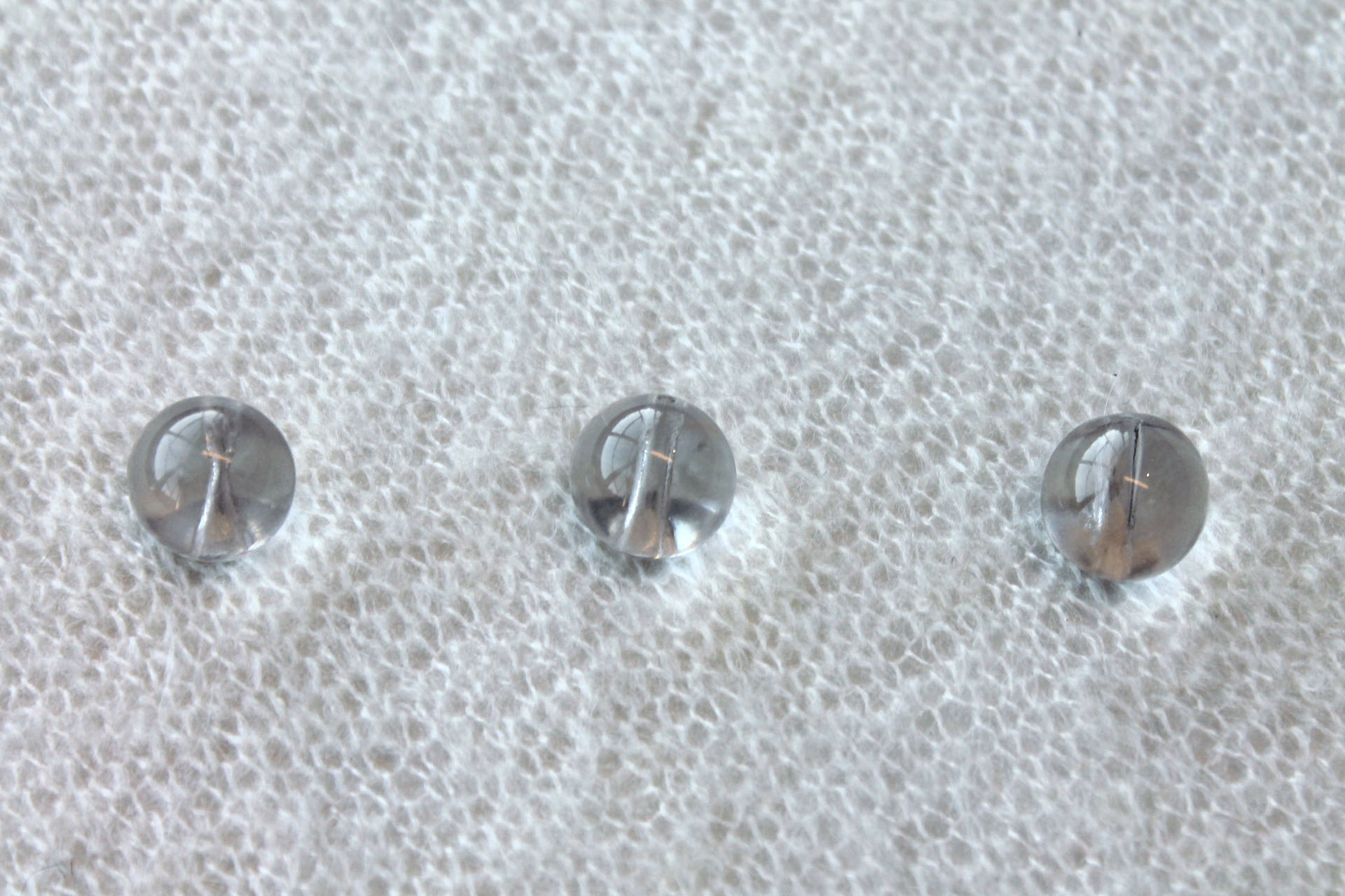 Round Clear Glass "Marble" Button - 1.8-2cm, image 3 of 3