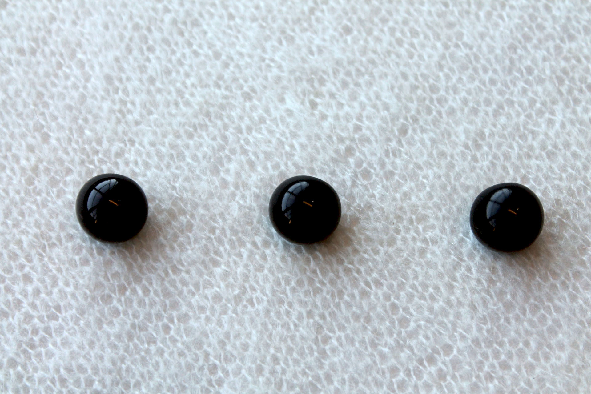 Round Black Glass "Marble" Button - 1.8-2cm, image 2 of 3
