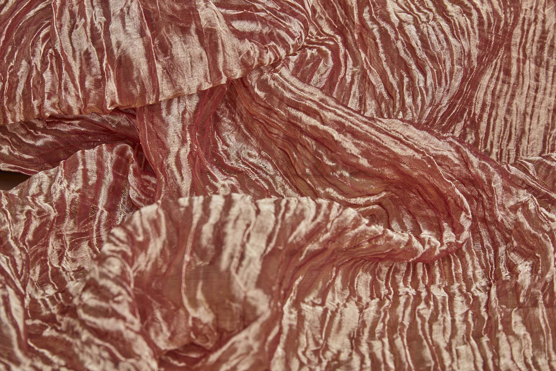 Crinkled Silk Metal Organza - Red / Gold fabric