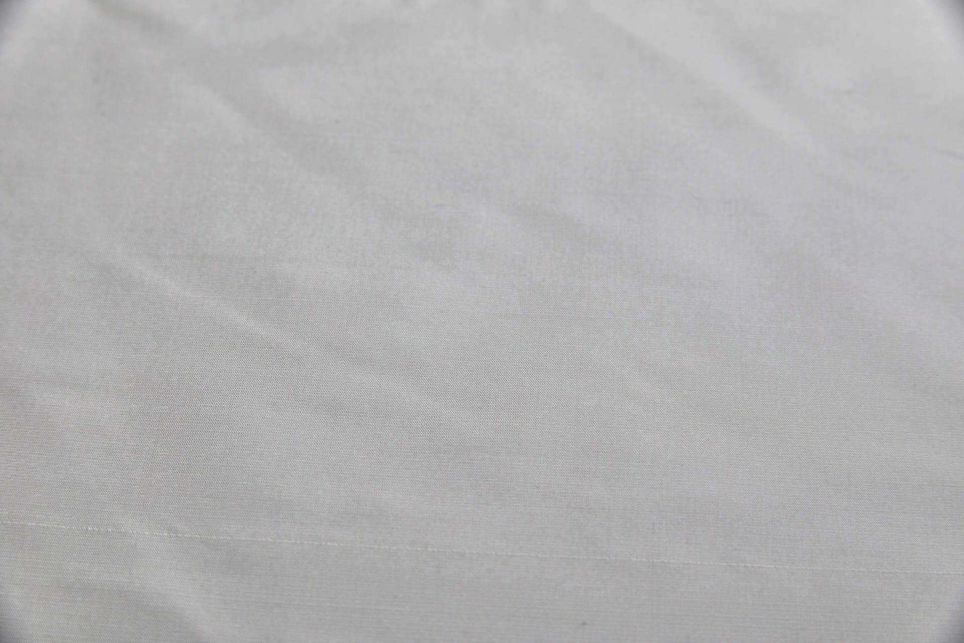 Silk Dupion - Ivory - 140cm wide fabric, image 2 of 6