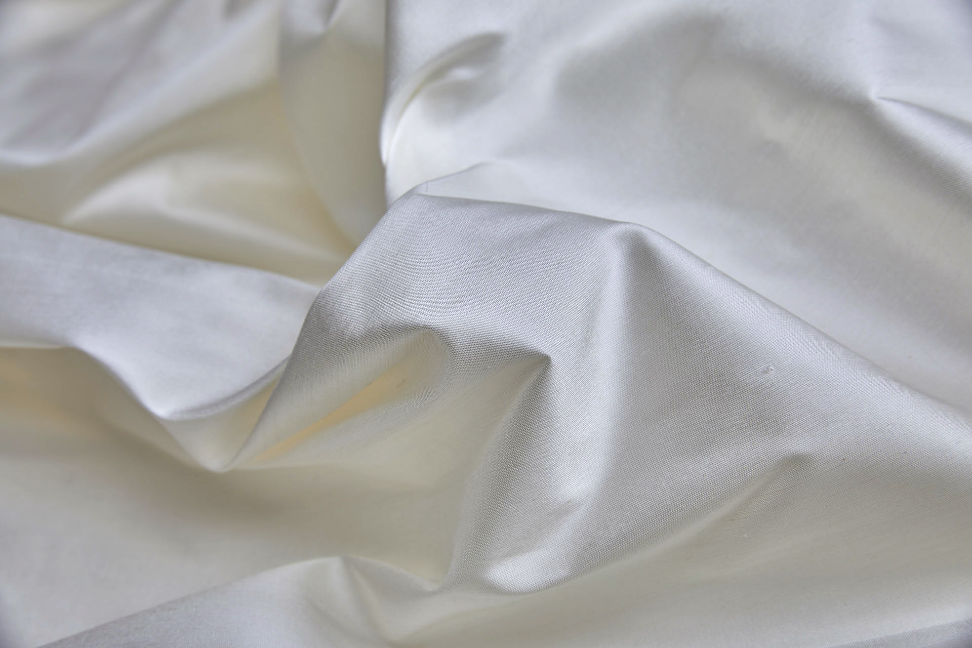 Silk Dupion - Ivory - 140cm wide fabric