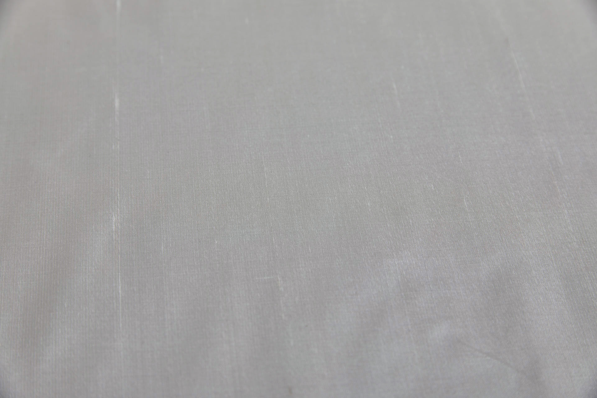 Silk Dupion - Ivory - 140cm wide fabric, image 5 of 6
