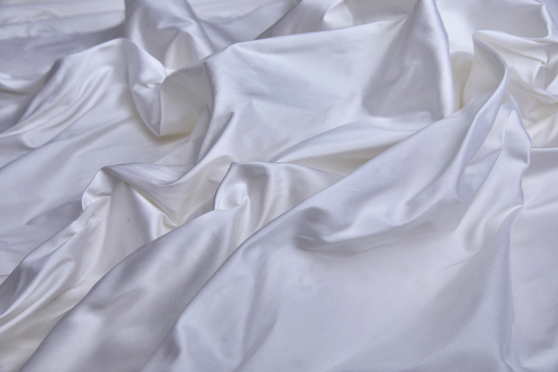 Silk Dupion - White - B01 - 140cm fabric, image 4 of 6