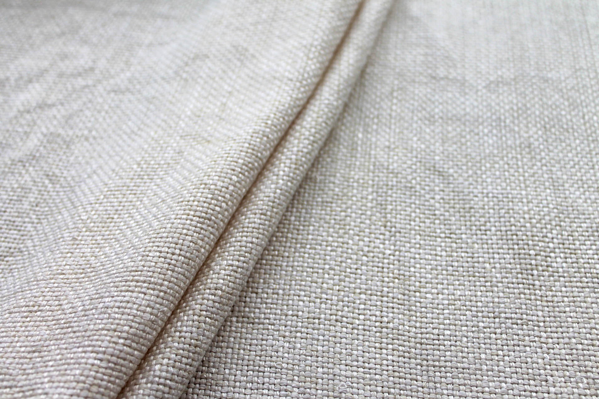 Chunkier Basket Weave Silk Matka in Pale Ivory fabric, image 3 of 6