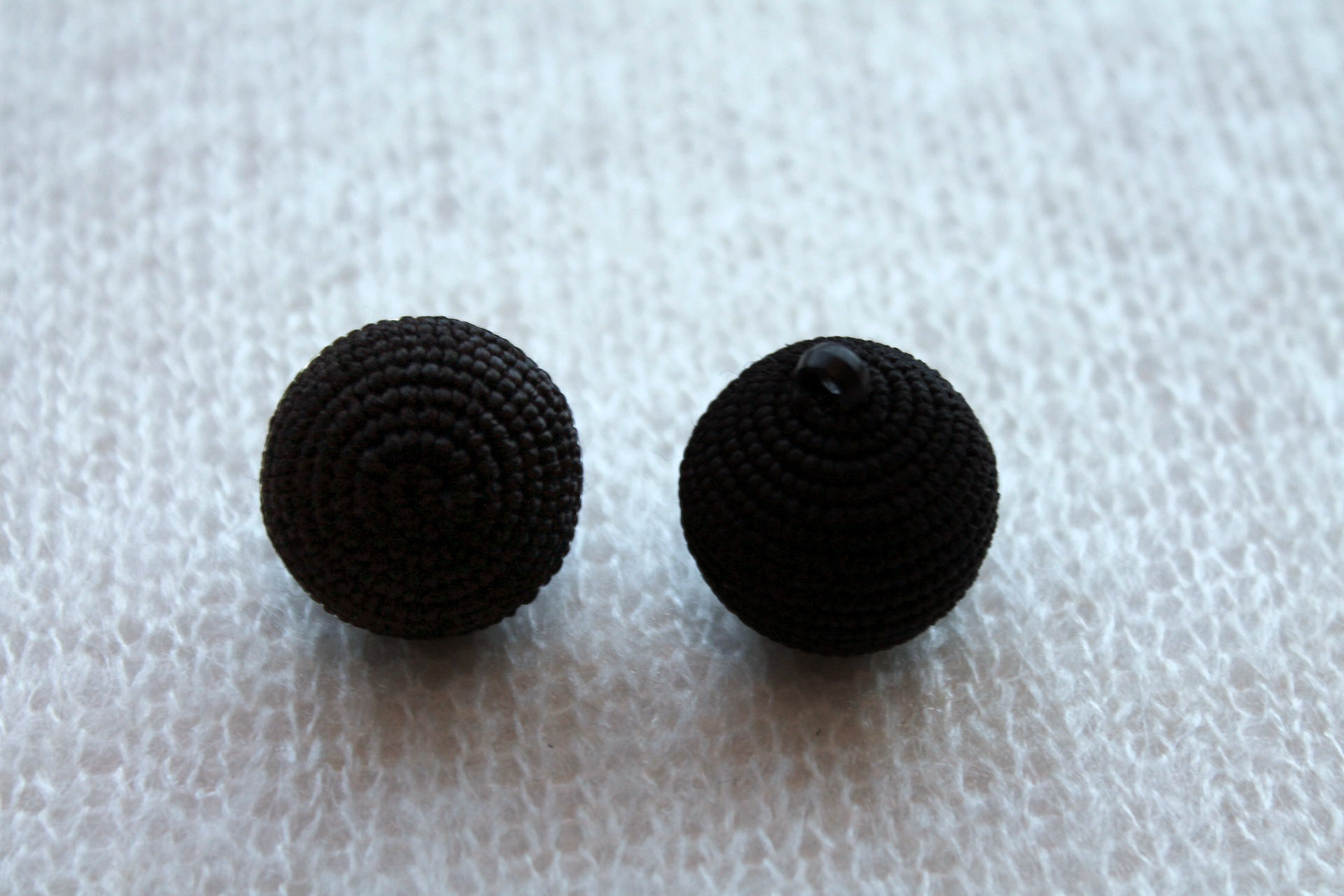 Round Corded Ball Button - Black - 2.5cm, image 2 of 3