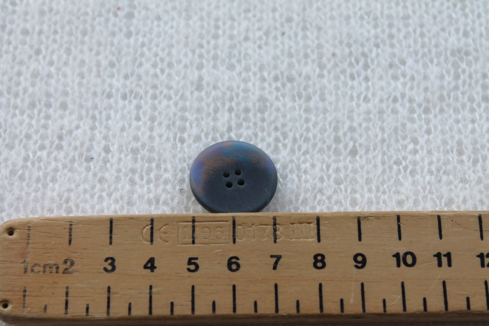 Inky Blue Iridescent Button - 2.2cm, image 4 of 4