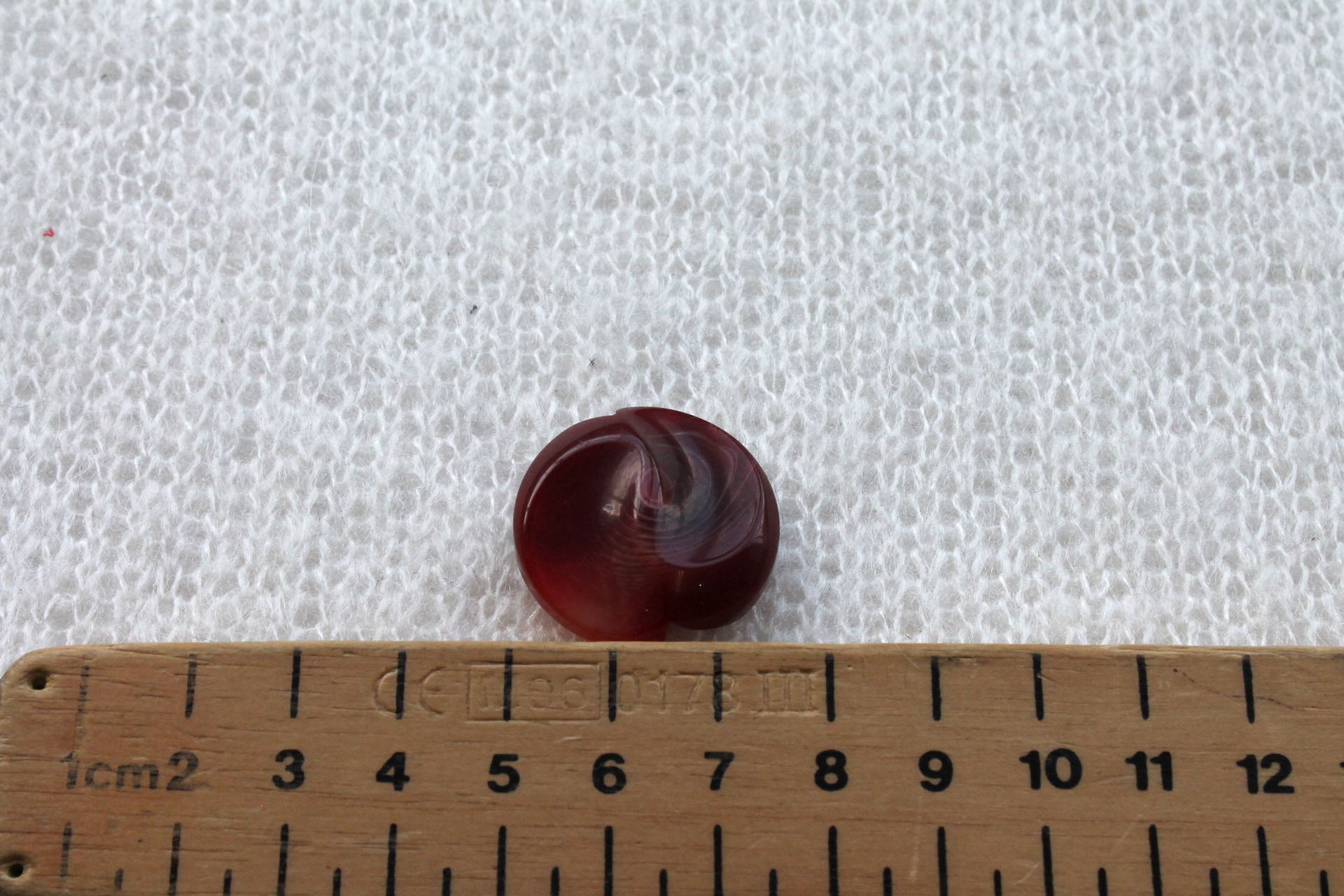 Wine Red Marbled Resin Button - 2.6cm, image 4 of 4