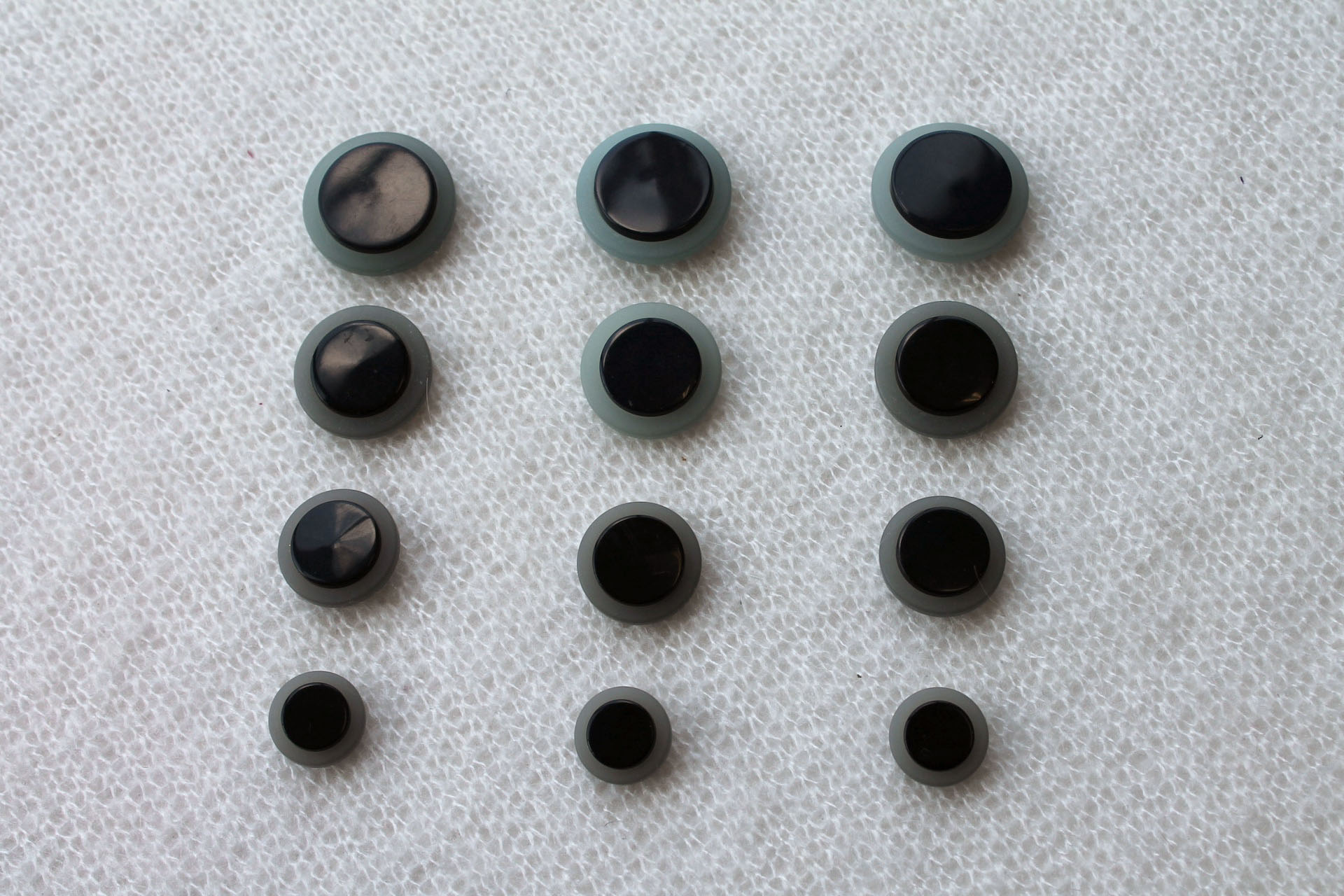Black and Grey Round Resin Button - 2.6cm, image 2 of 4
