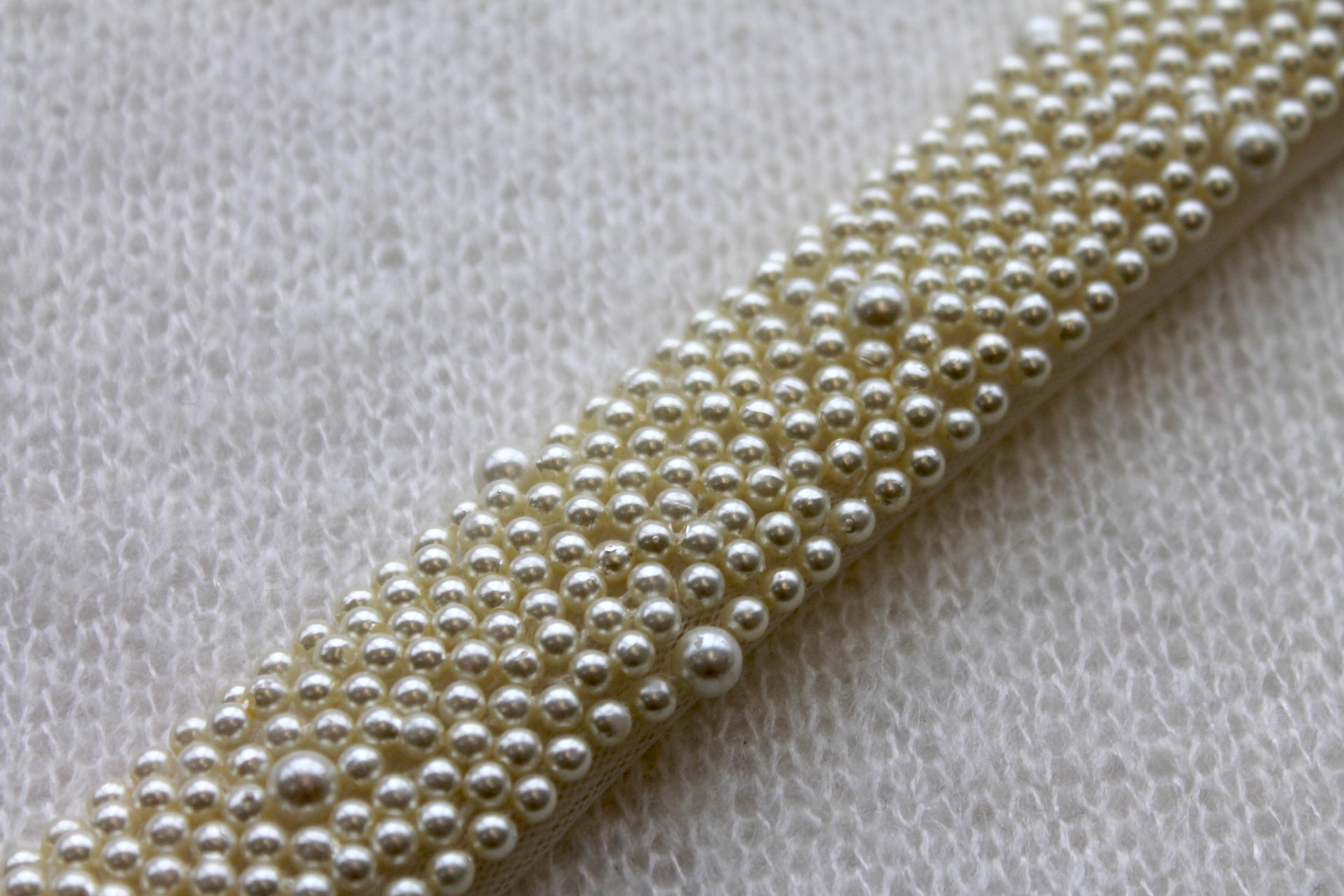 Cream/Ivory Pearl Trim - Narrow
