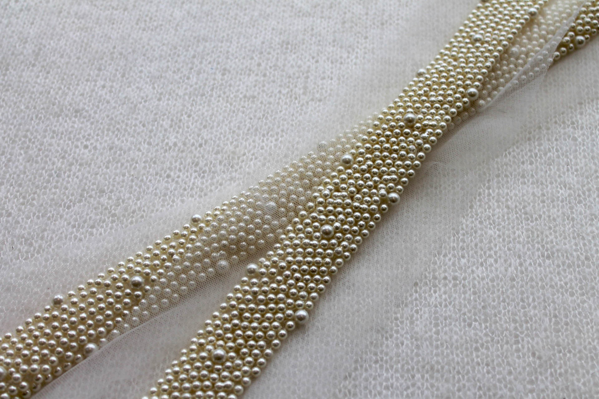 Cream/Ivory Pearl Trim - Narrow, image 4 of 5