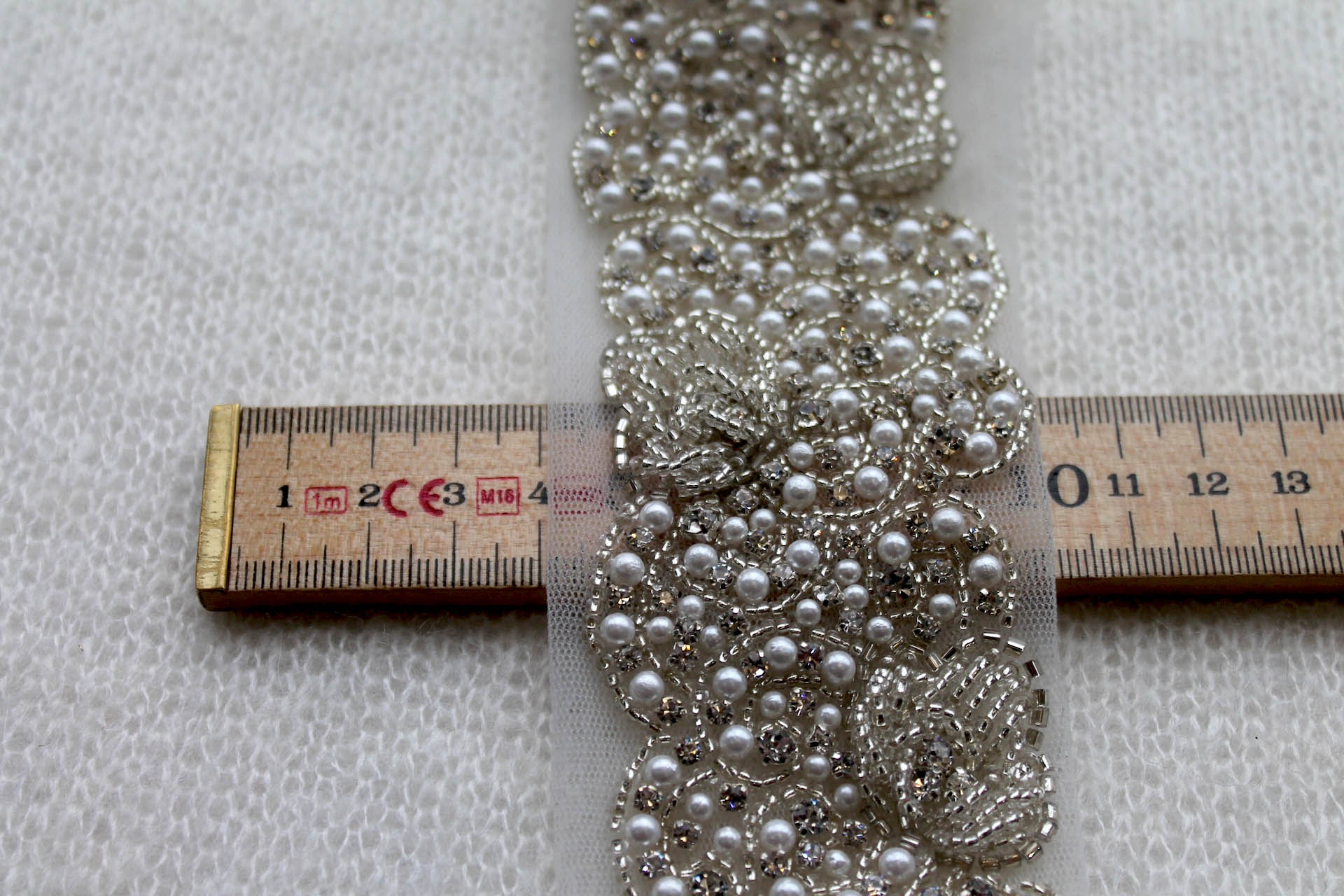 Diamante, Pearl and Glass Bead Trim - Silver, image 6 of 6