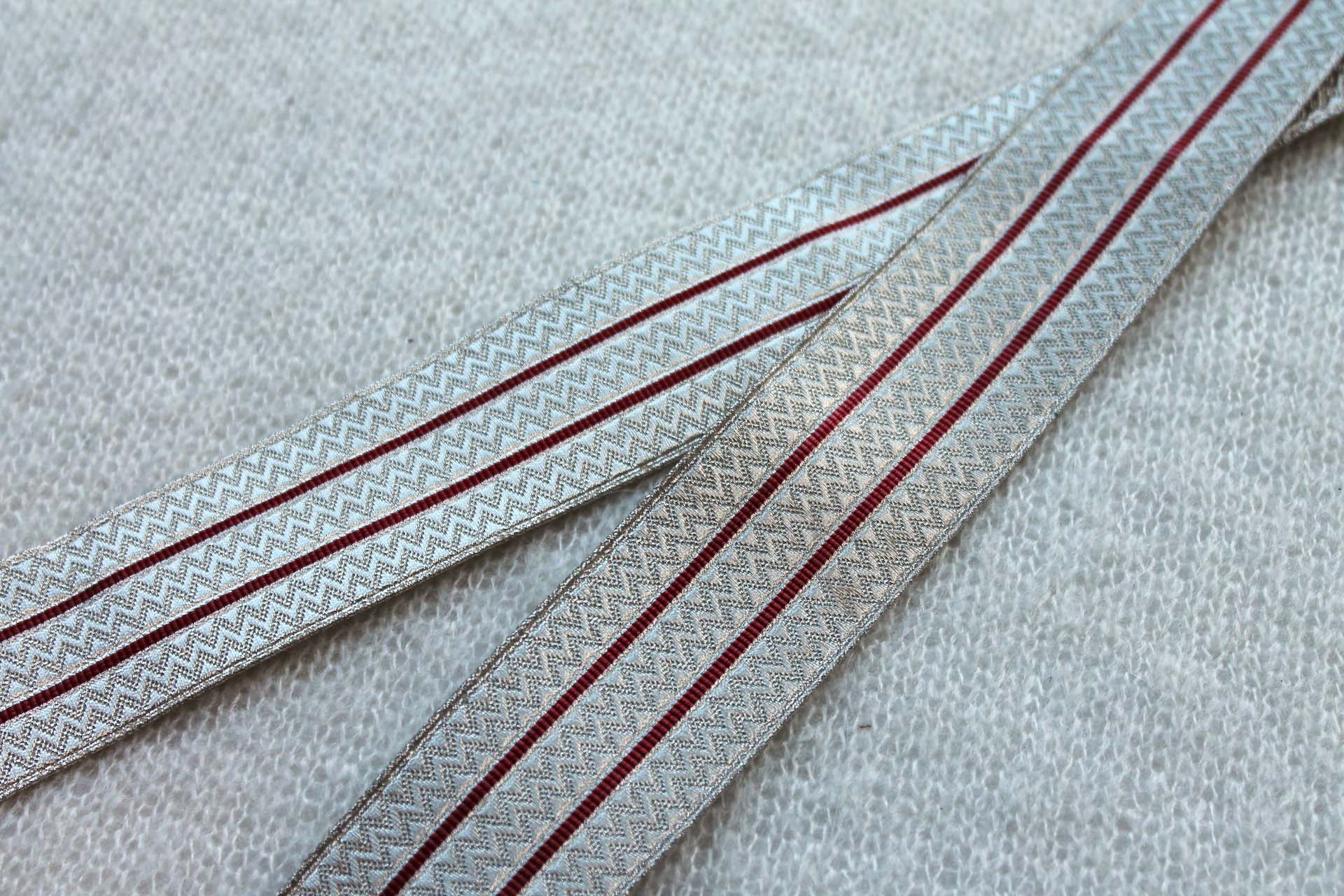 Silver Zig-Zag "Guards Lace" Braid with Red Stripes - Large trim, image 3 of 4